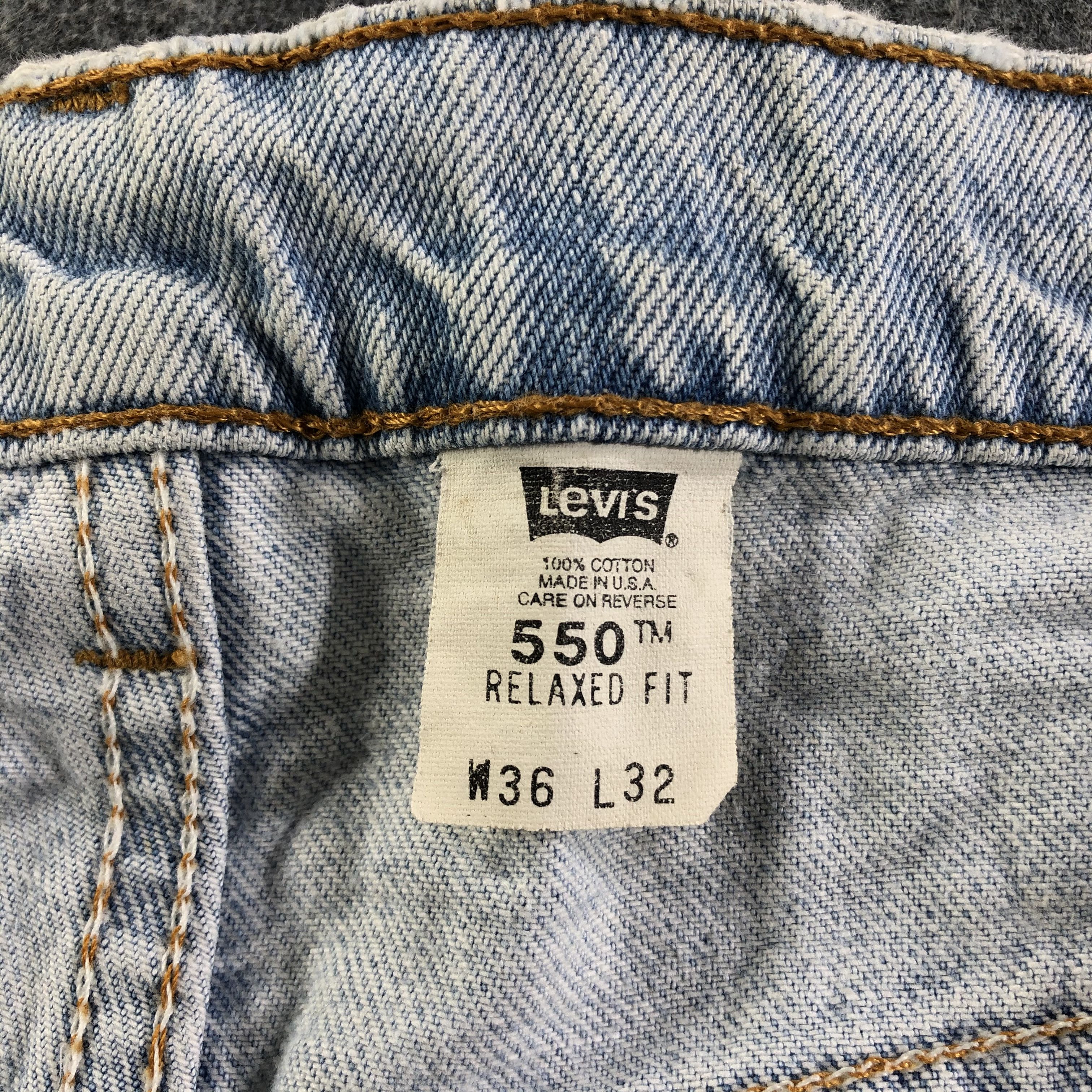Levi's Vintage Light Wash Levis 550 Jeans-J3283 Size US 35 - 11 Thumbnail