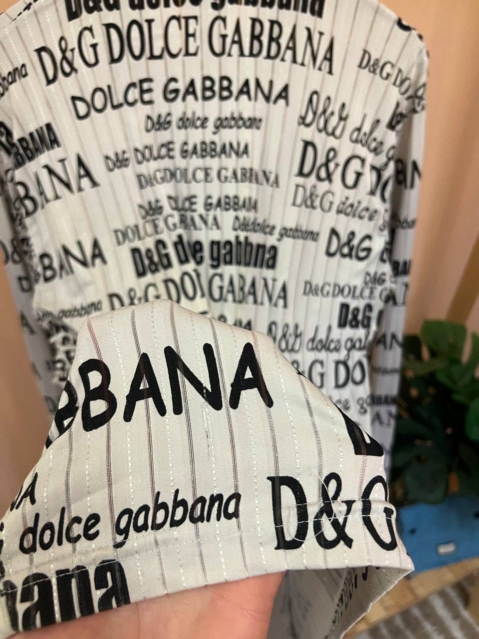 Dolce & Gabbana Dolce and Gabbana monogram shirt Size US M / EU 48-50 / 2 - 15 Thumbnail