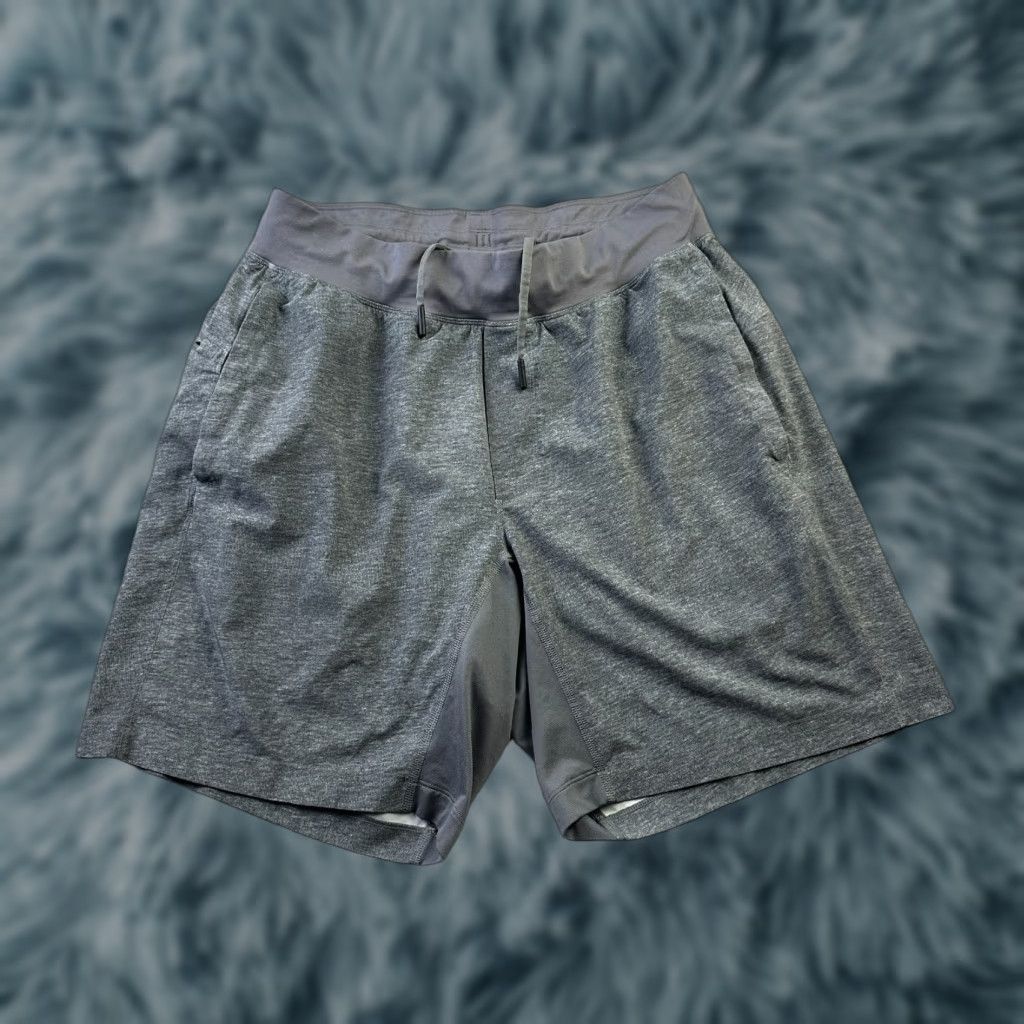 Lululemon Lululemon Shorts Mens Medium Gray 8" Running The Product Size US 31 - 1 Thumbnail