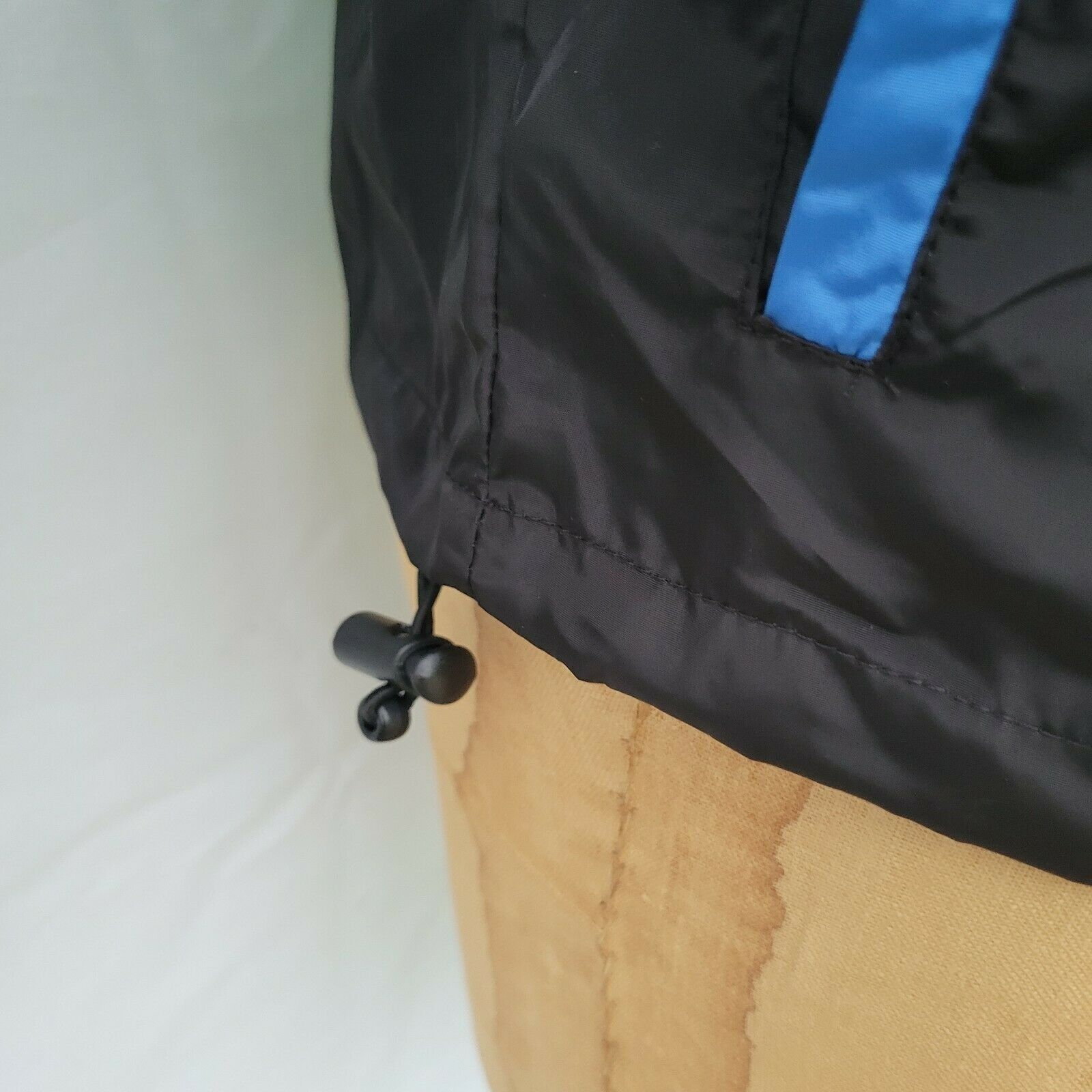 Other Men's Beautiful Giant. Windbreaker Hoodie Jacket. M Size US M / EU 48-50 / 2 - 4 Thumbnail