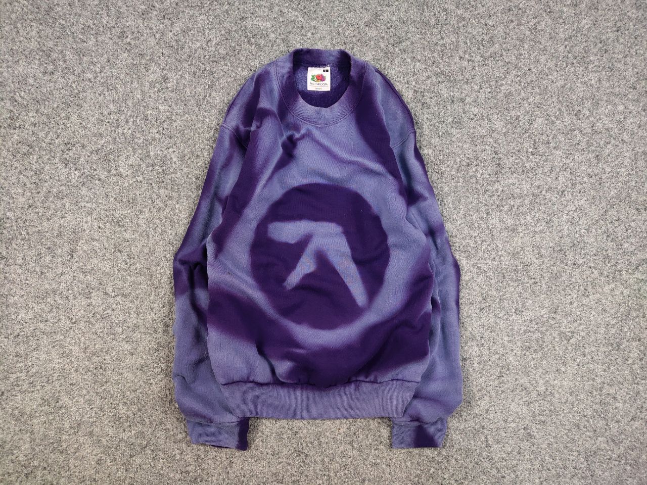 Vintage Vintage 90's Aphex Twin Logo Sun Faded Boxy Blank Sweatshirt Size US S / EU 44-46 / 1 - 1 Thumbnail