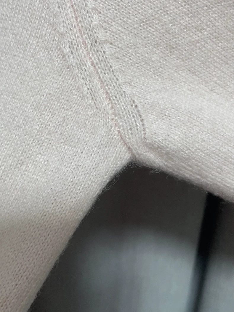Loro Piana LORO PIANA V-neck cashmere sweater Size S / US 4 / IT 40 - 3 Thumbnail