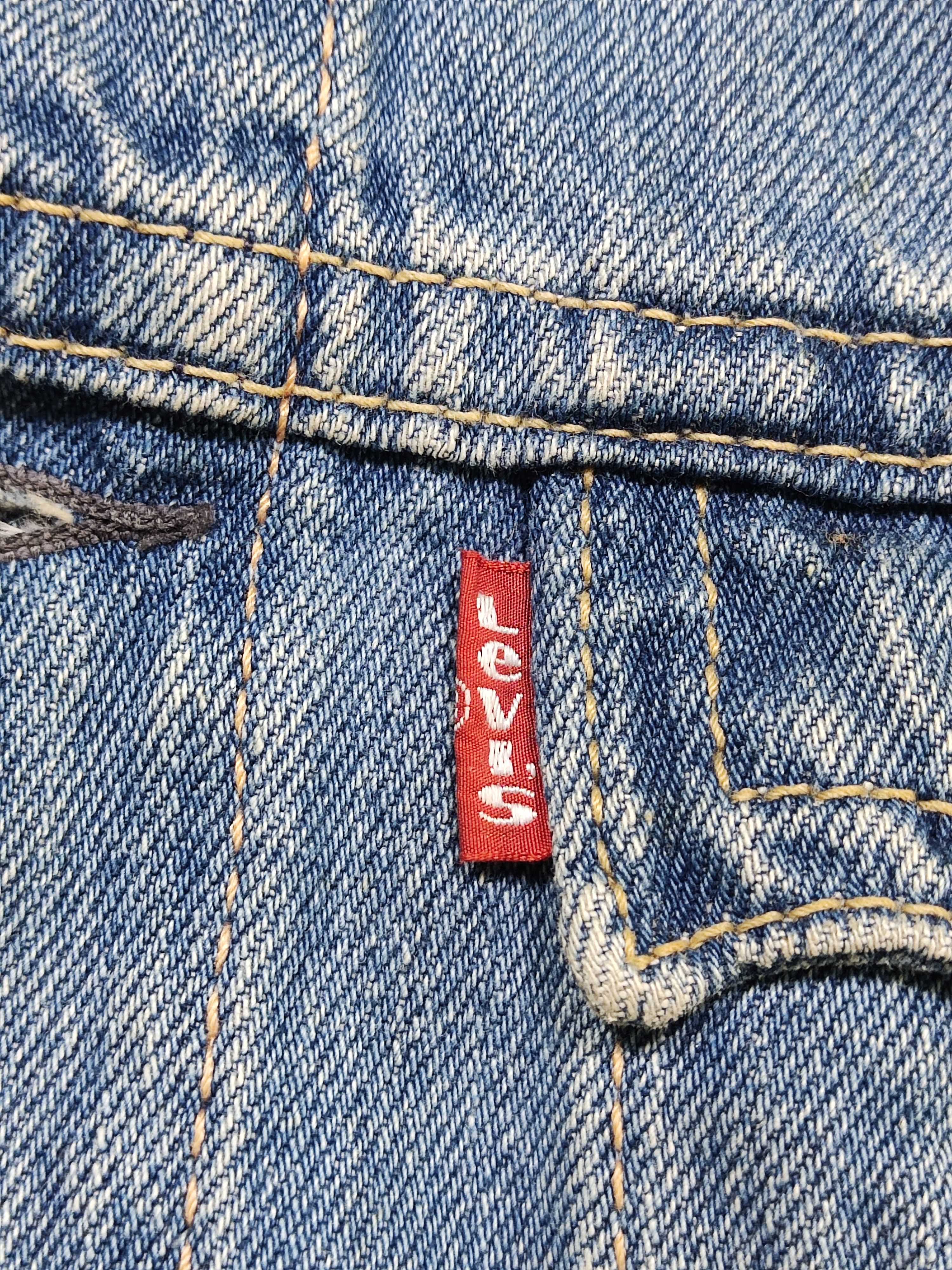 Levi's Levi’s Vintage Distressed faded Denim Trucker Jacket Size M Size M / US 6-8 / IT 42-44 - 8 Thumbnail
