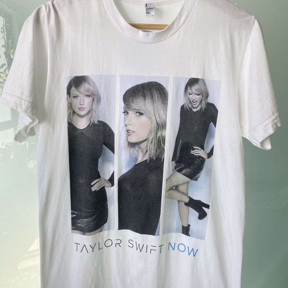 Band Tees Vintage Y2K Taylor Swift American Singer ERD GRUNGE TEE Size US S / EU 44-46 / 1 - 2 Thumbnail