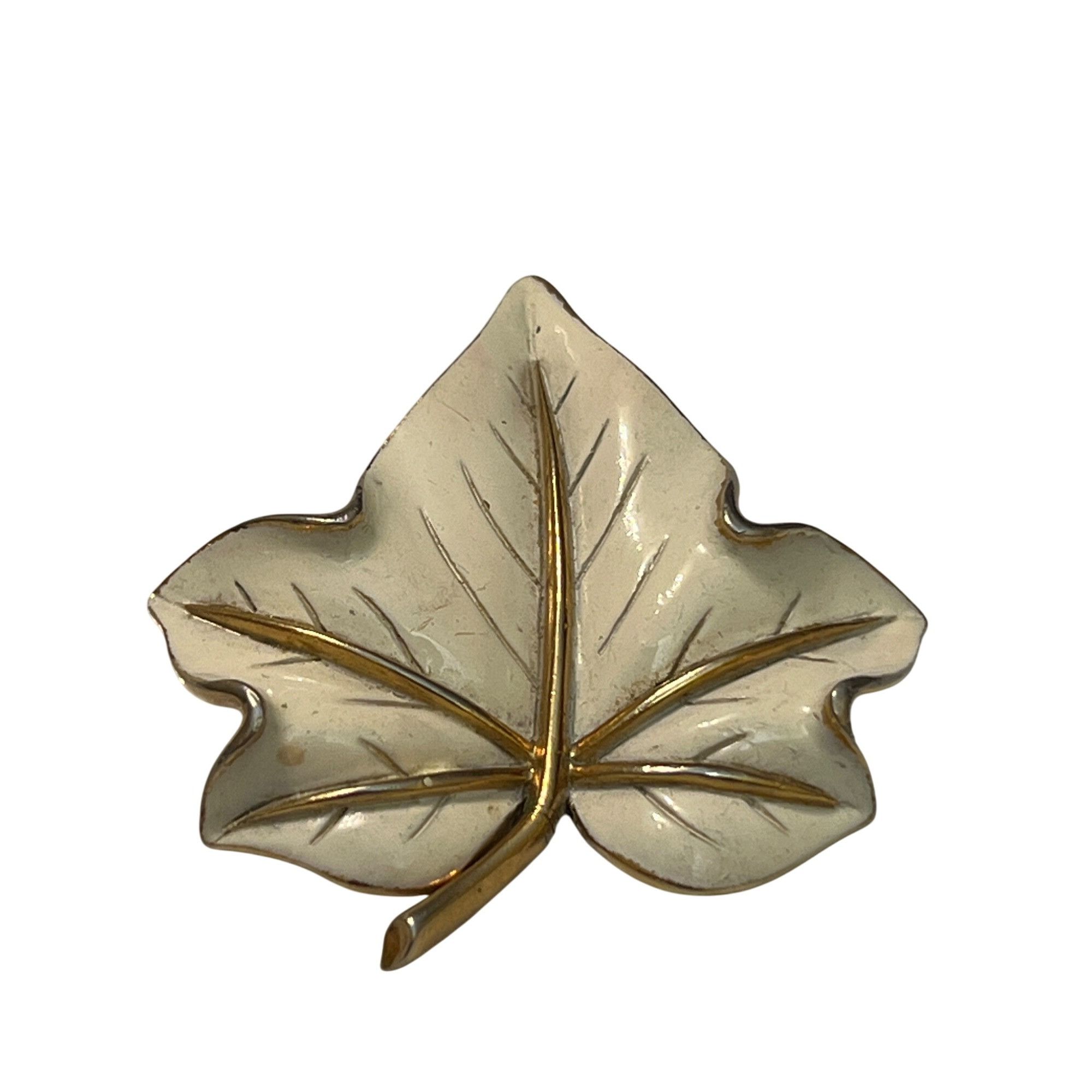 Other Vintage Crown Trifari Leaf Brooch Pin Gold Tone White Enamel Size ONE SIZE - 1 Thumbnail