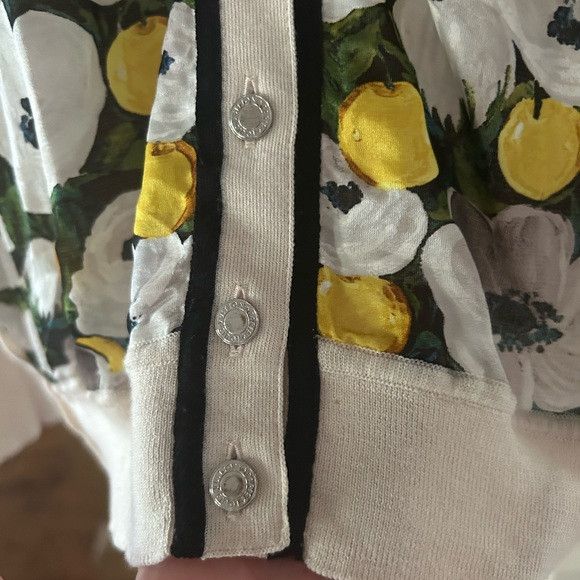Louis Vuitton LOUIS VUITTON floral silk panel beige ribbed wool cardigan Size S / US 4 / IT 40 - 7 Thumbnail