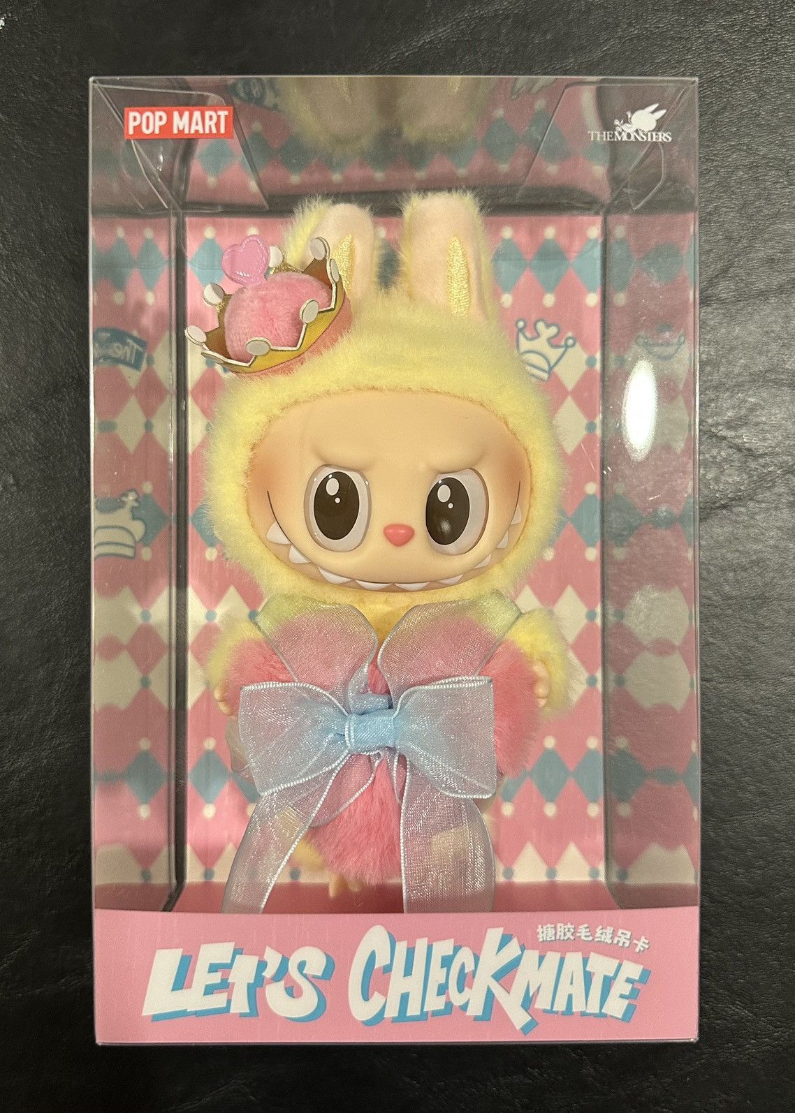 LABUBU THE MONSTERS Let's Checkmate Vinyl Plush (AUTHENTIC)