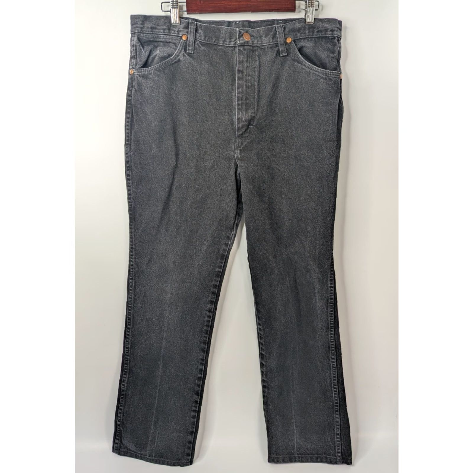 Wrangler Wrangler Jeans Mens Slim Fit 36x32 Black Cowboy Cut Denim 5-Pocket Wrangler Cowboy Cut 936BLK Mens Jeans Size US 36 / EU 52 - 3 Thumbnail