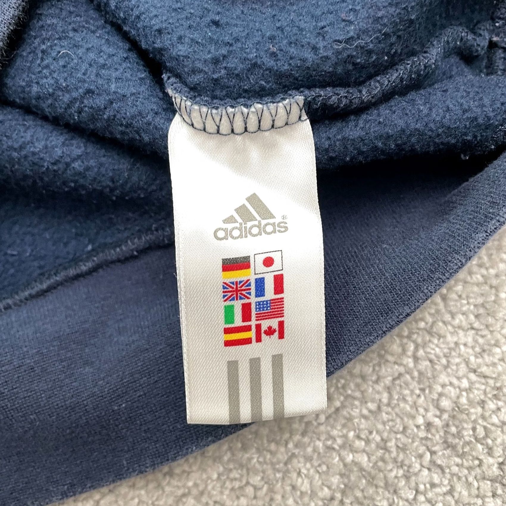 Adidas Adidas Graphic Hoodie Sweatshirt Mens Large Navy Blue Drawstring Casual Outdoor Size US L / EU 52-54 / 3 - 7 Thumbnail