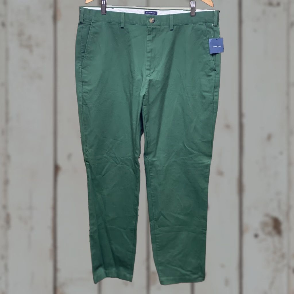 Lands' End Lands' End Tailored Fit Mens 38x32 Green Flat Front Chino Pants Casual Pants Men Belts Loops Slash Pockets Cotton Size US 38 / EU 54 - 1 Thumbnail