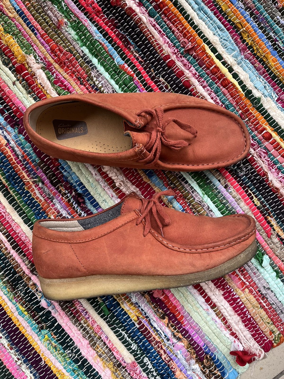 Clarks × Vintage Clark’s Wallabee Red Suede Wallabees Casual Low Sneakers Size US 10 / EU 43 - 2 Thumbnail
