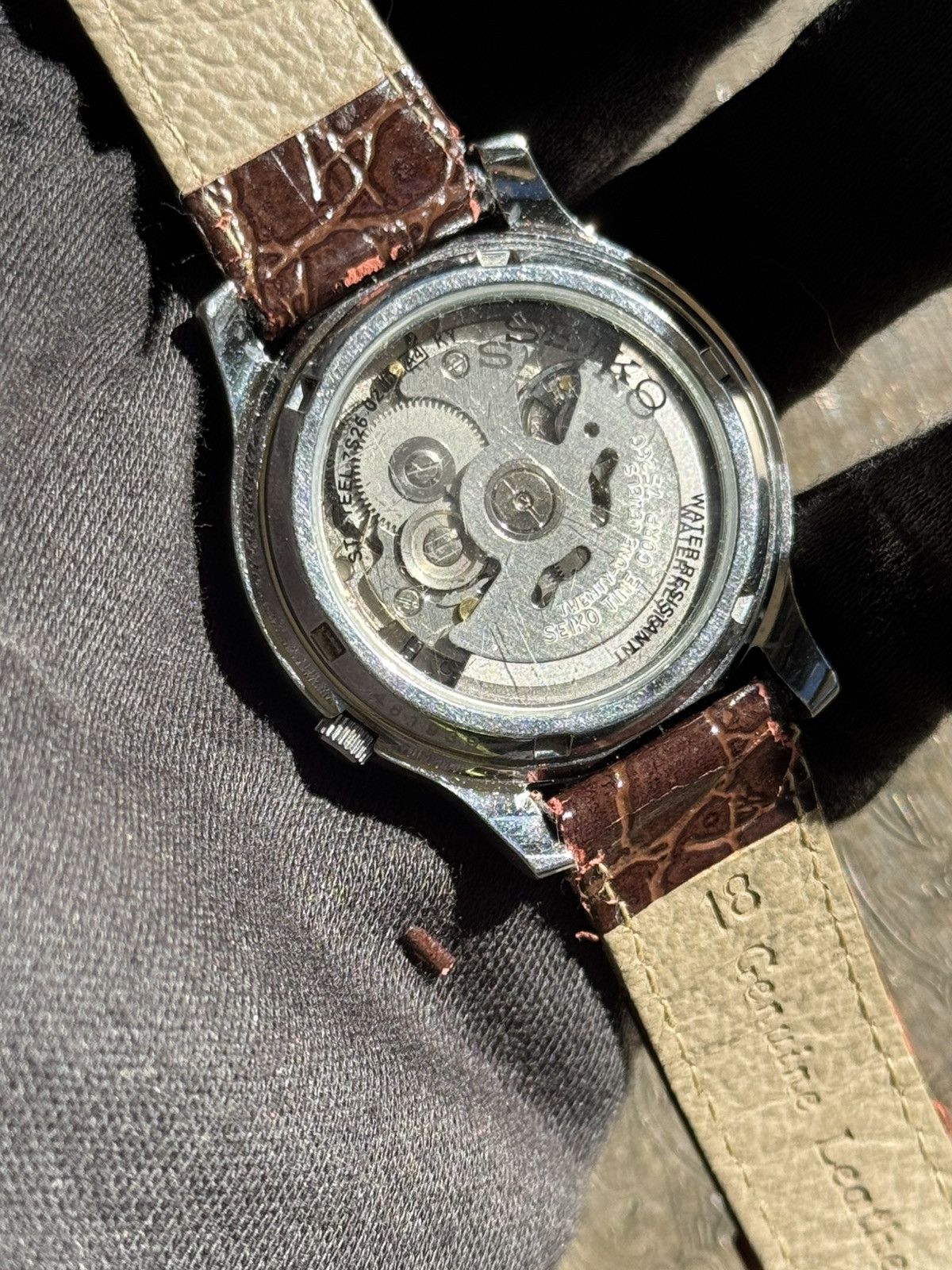 Seiko Seiko 5 Japan Made Automatic 21 Jewels SNKE01J1 Size 36 - 13 Thumbnail