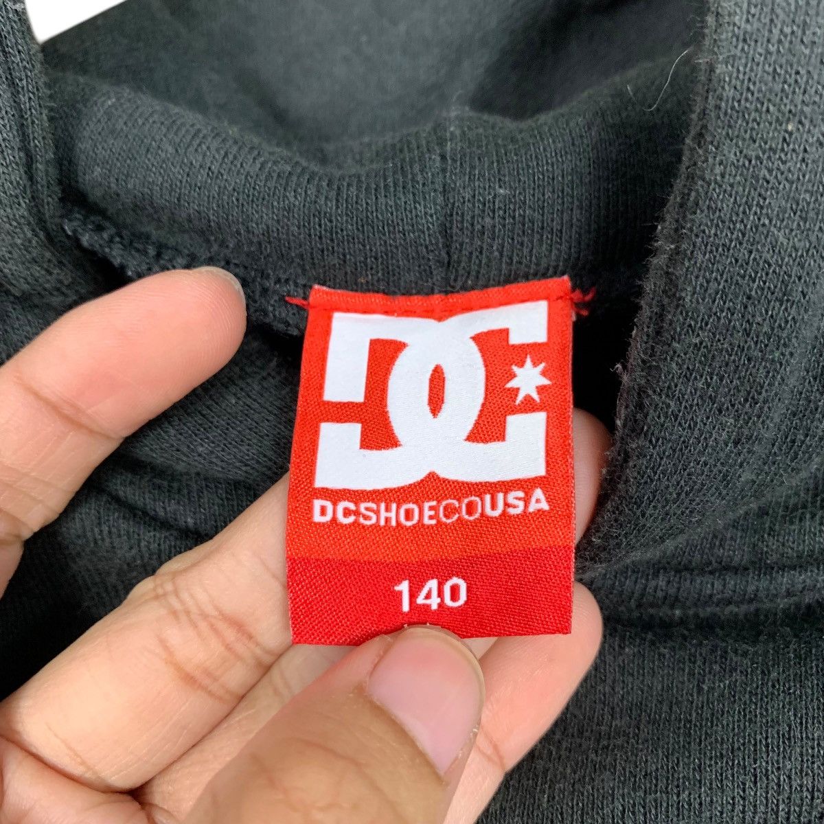 DC DC SHOE Big Logo Pullover Hoodies Kid Size 140 #1640-C73 Size US XXS / EU 40 - 14 Thumbnail