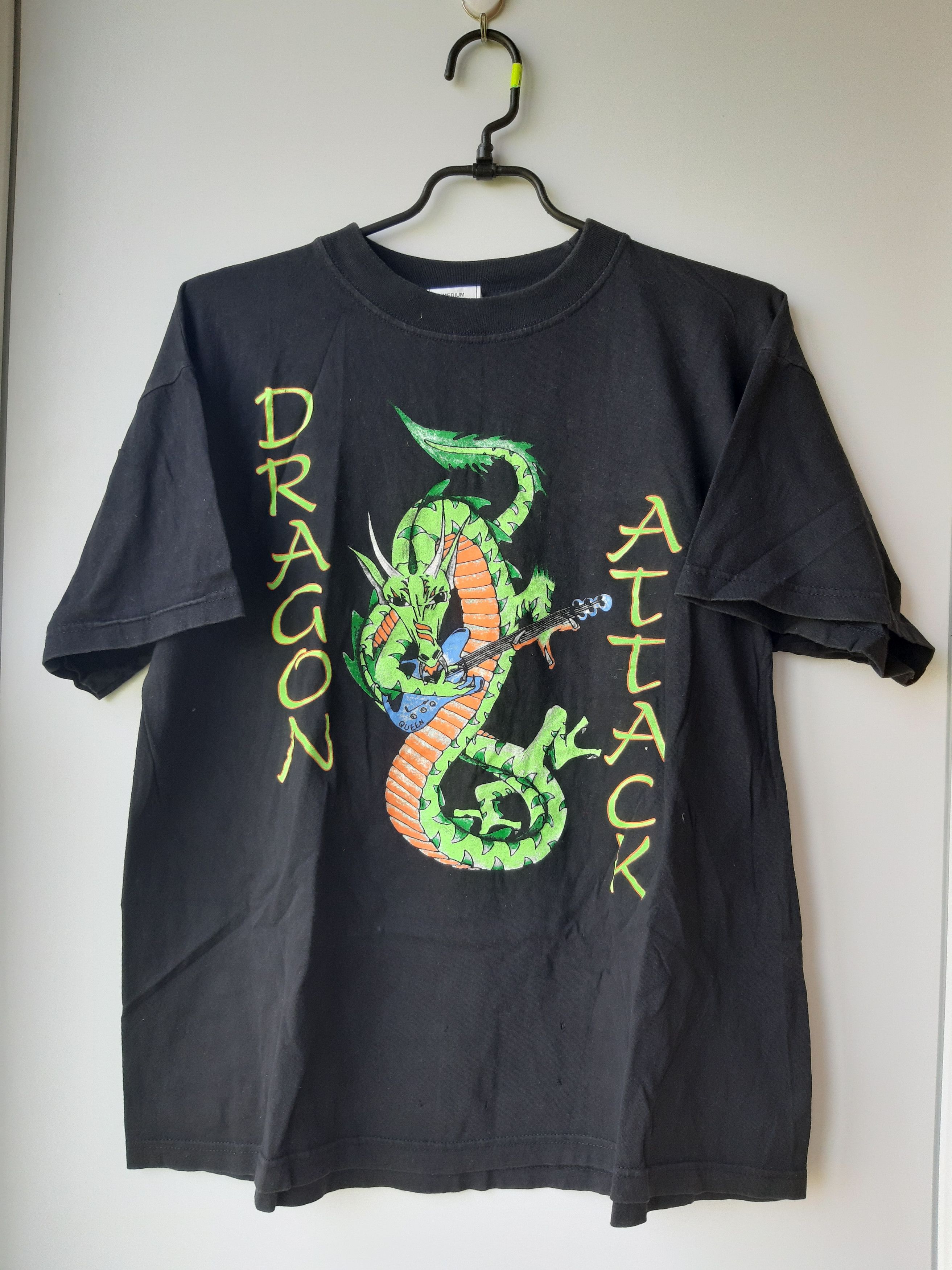 Band Tees Queen Dragon Attack Shirt World Fired Queen Convention 1999 Size US M / EU 48-50 / 2 - 1 Thumbnail