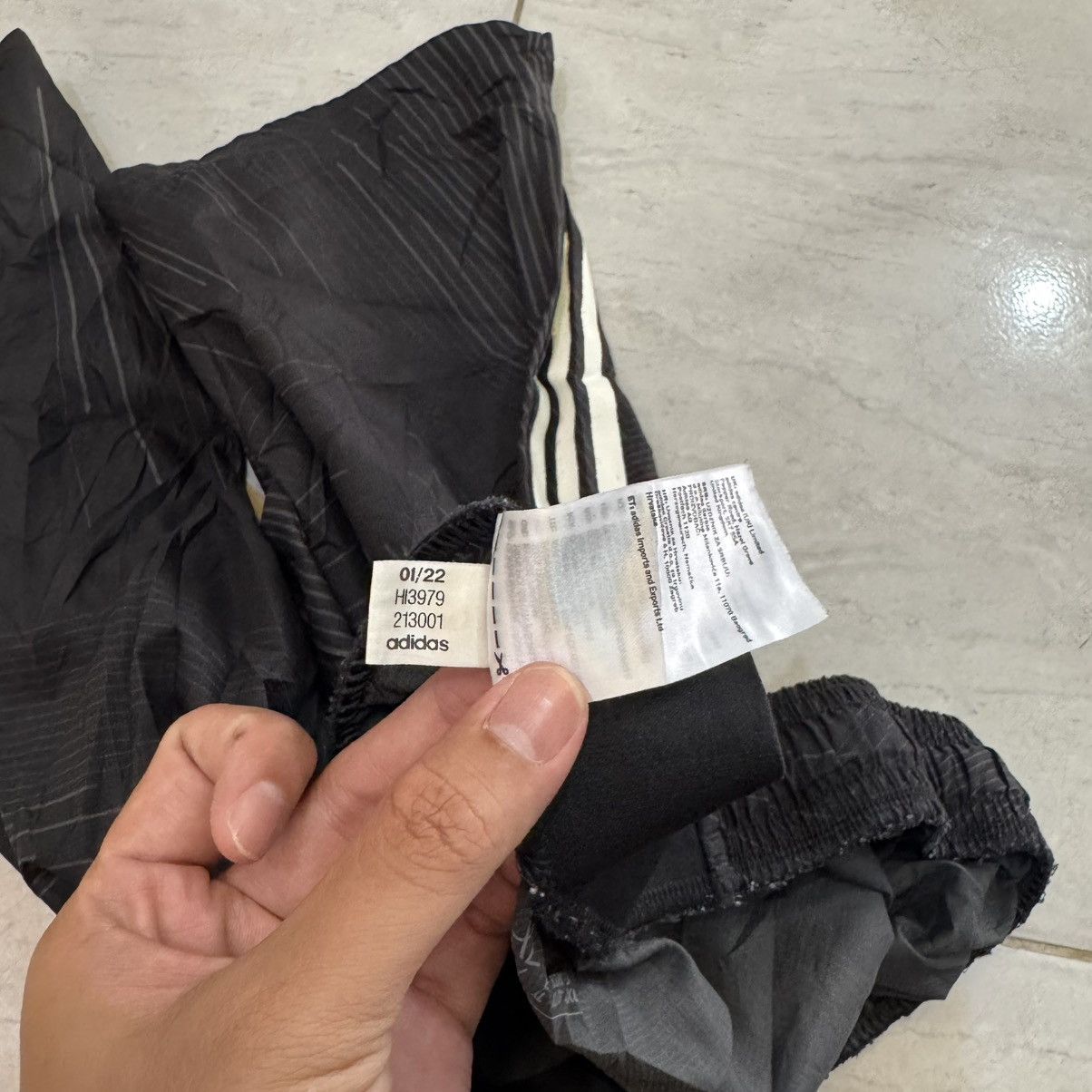 Adidas × Y-3 × Yohji Yamamoto Y-3 REAL MADRID 120TH ANNIVERSARY SHORTS Size US 36 / EU 52 - 6 Thumbnail