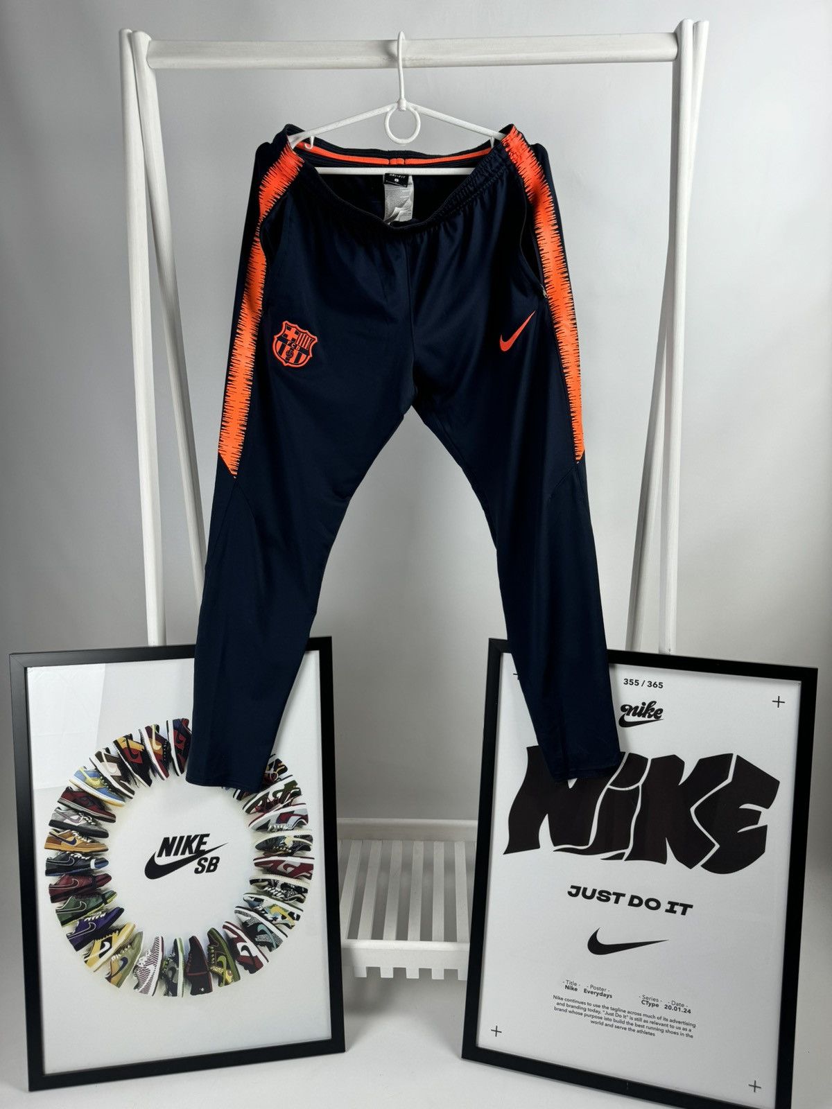 Nike Nike X Barcelona Sport Pants Size US 31 - 1 Thumbnail