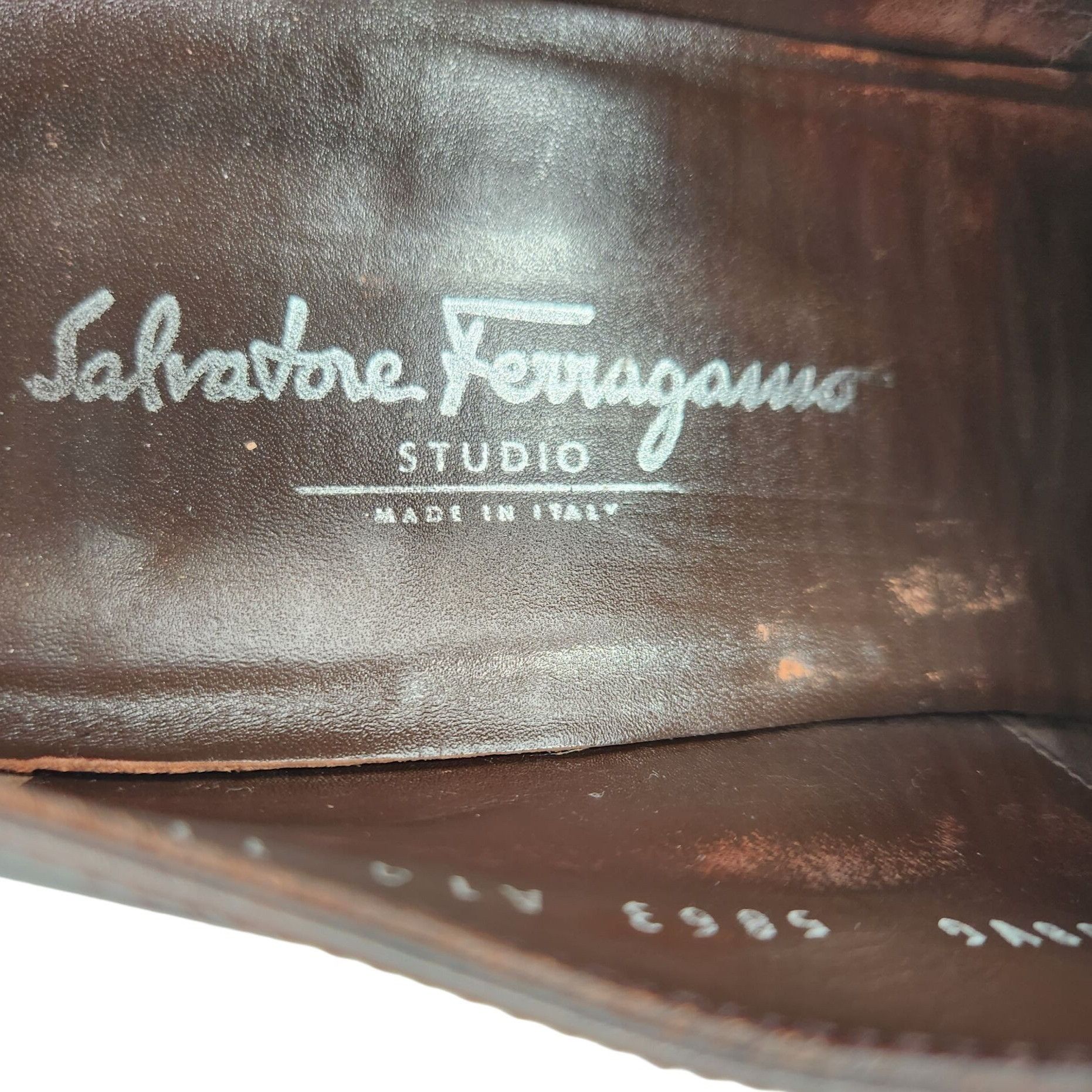 Salvatore Ferragamo Vintage Salvatore Ferragamo Italy Mens 11 Dark Brown Leather Size US 11 / EU 44 - 4 Thumbnail