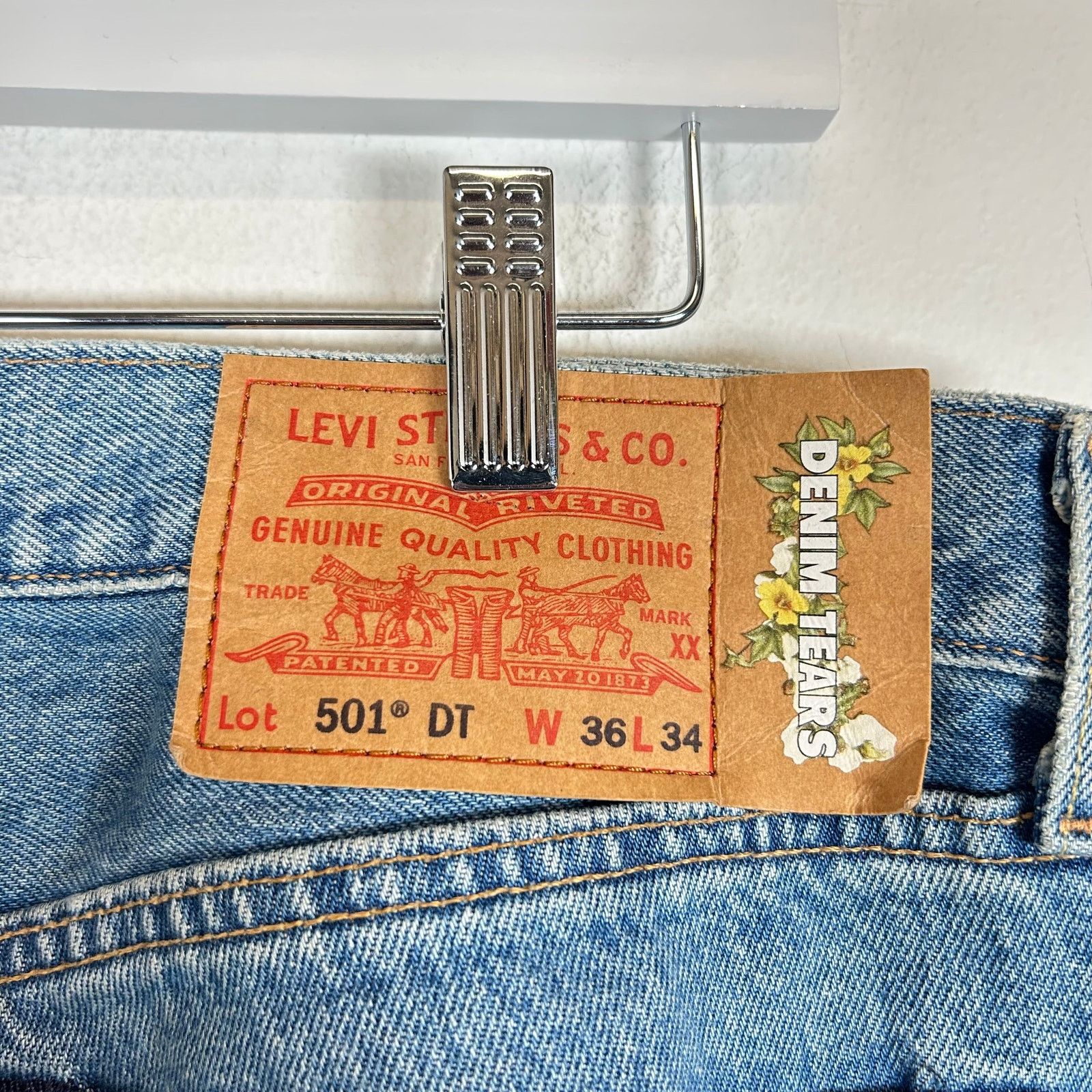 DENIM TEARS Denim Tears Lightwash Wreath Denim Jeans Size 36 Size US 36 / EU 52 - 3 Thumbnail