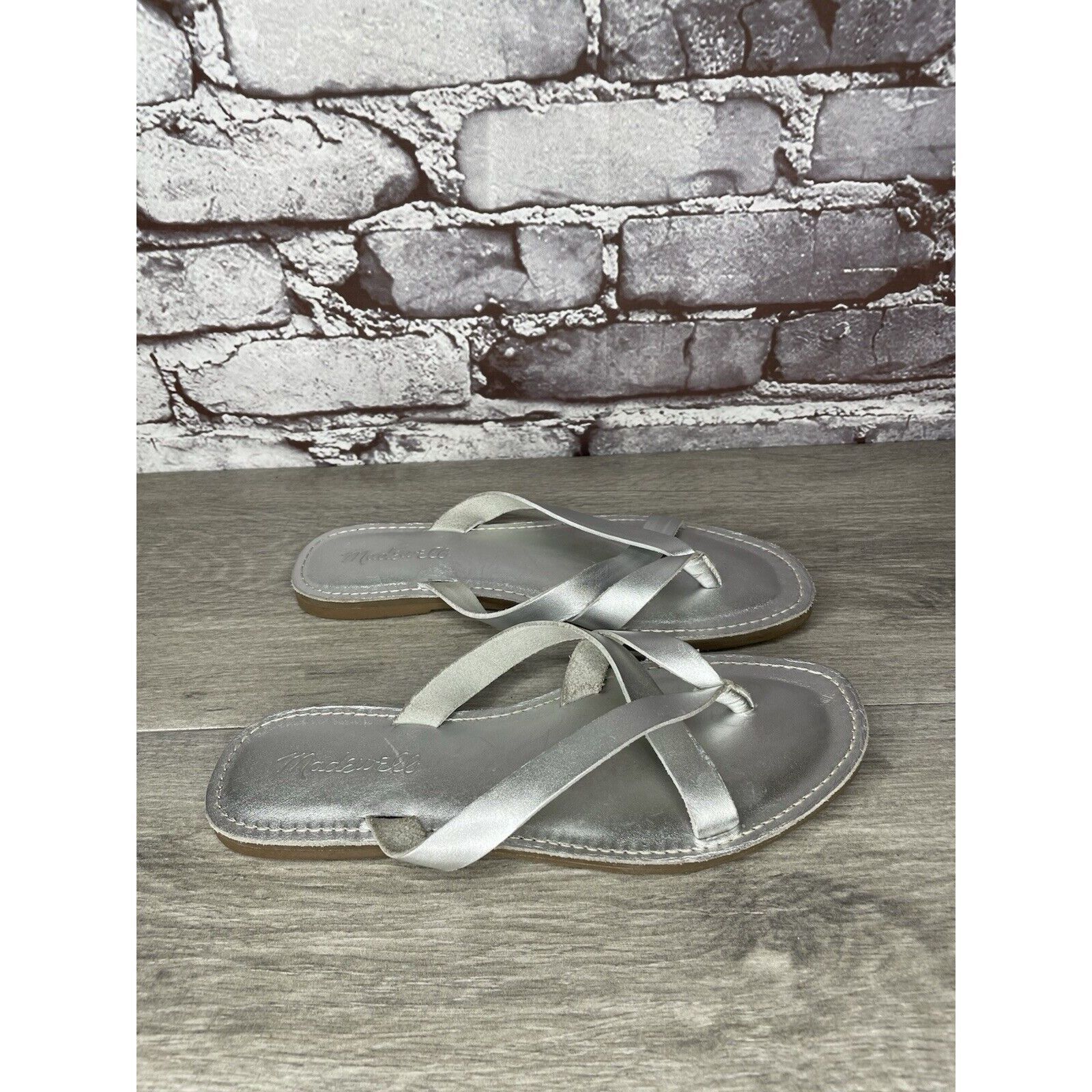 Madewell Madewell Boardwalk Silver Metallic Leather Thong Sandals Wom Size US 6.5 / IT 36.5 - 12 Thumbnail
