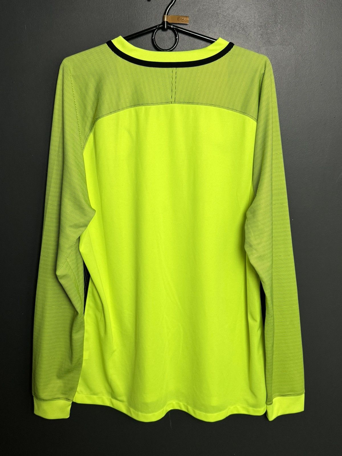 Nike Manchester City 16/17 Goalkeeper Football Long Sleeve Jersey Size US XL / EU 56 / 4 - 2 Thumbnail