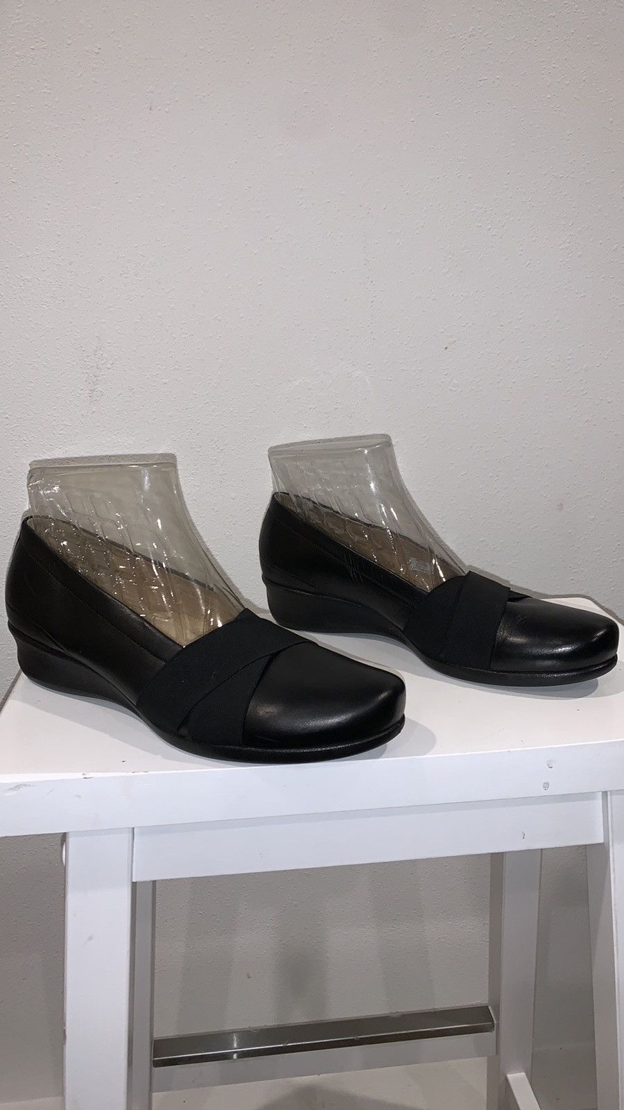 Ecco Mary Jane slip on clogs size 9