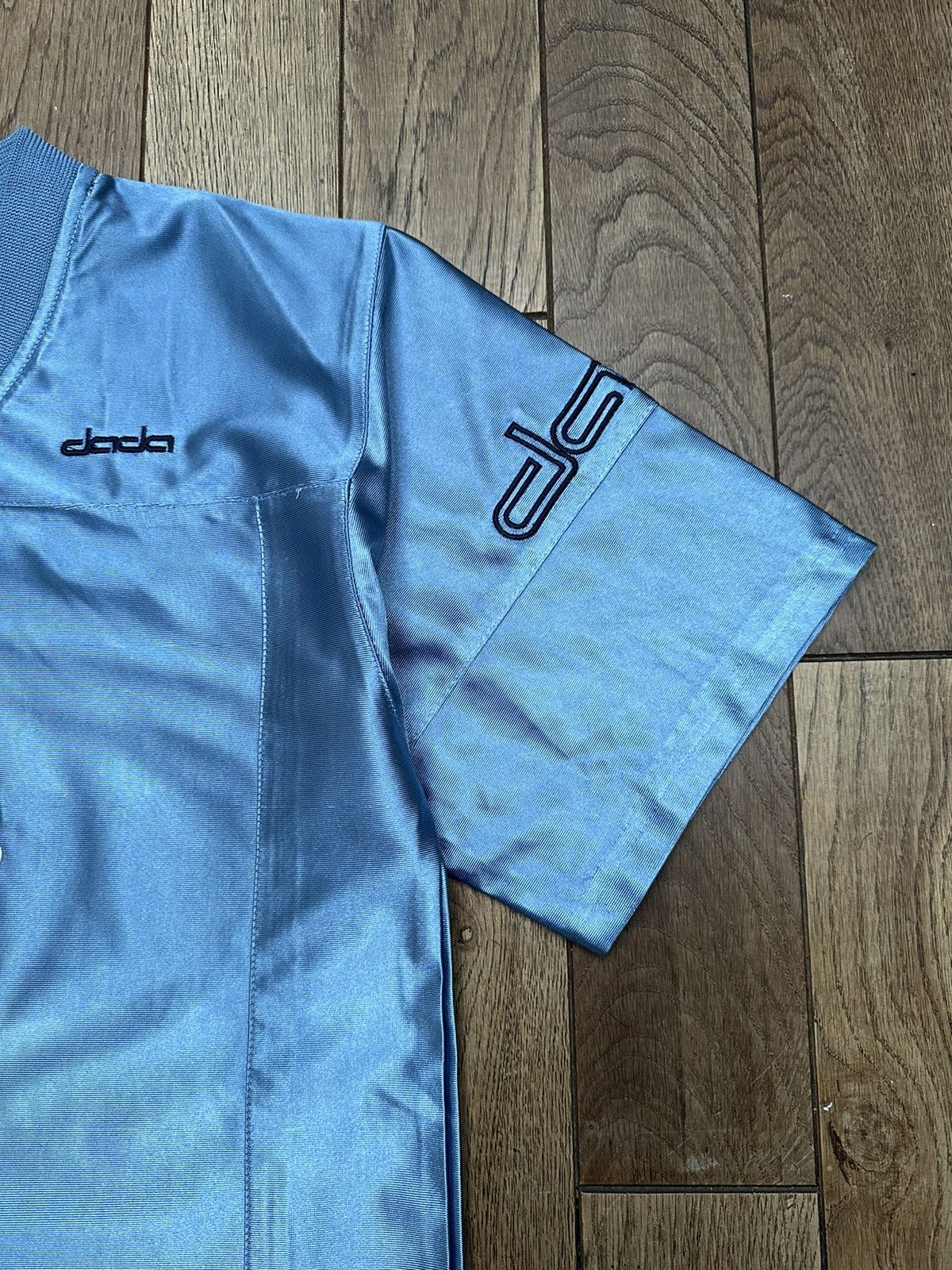 Vintage Vintage 90s Dada Supreme Jersey Shirt Hip Hop Streetwear Y2K Size US S / EU 44-46 / 1 - 4 Thumbnail