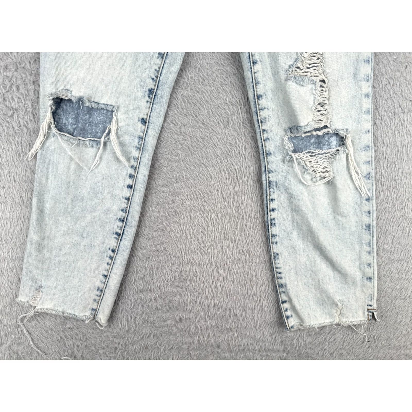Vintage VINTAGE Rewash Jeans Juniors 1 Blue Denim Distressed High Rise Light Wash 24x24 Size 25" / US 0 / IT 36 - 2 Thumbnail