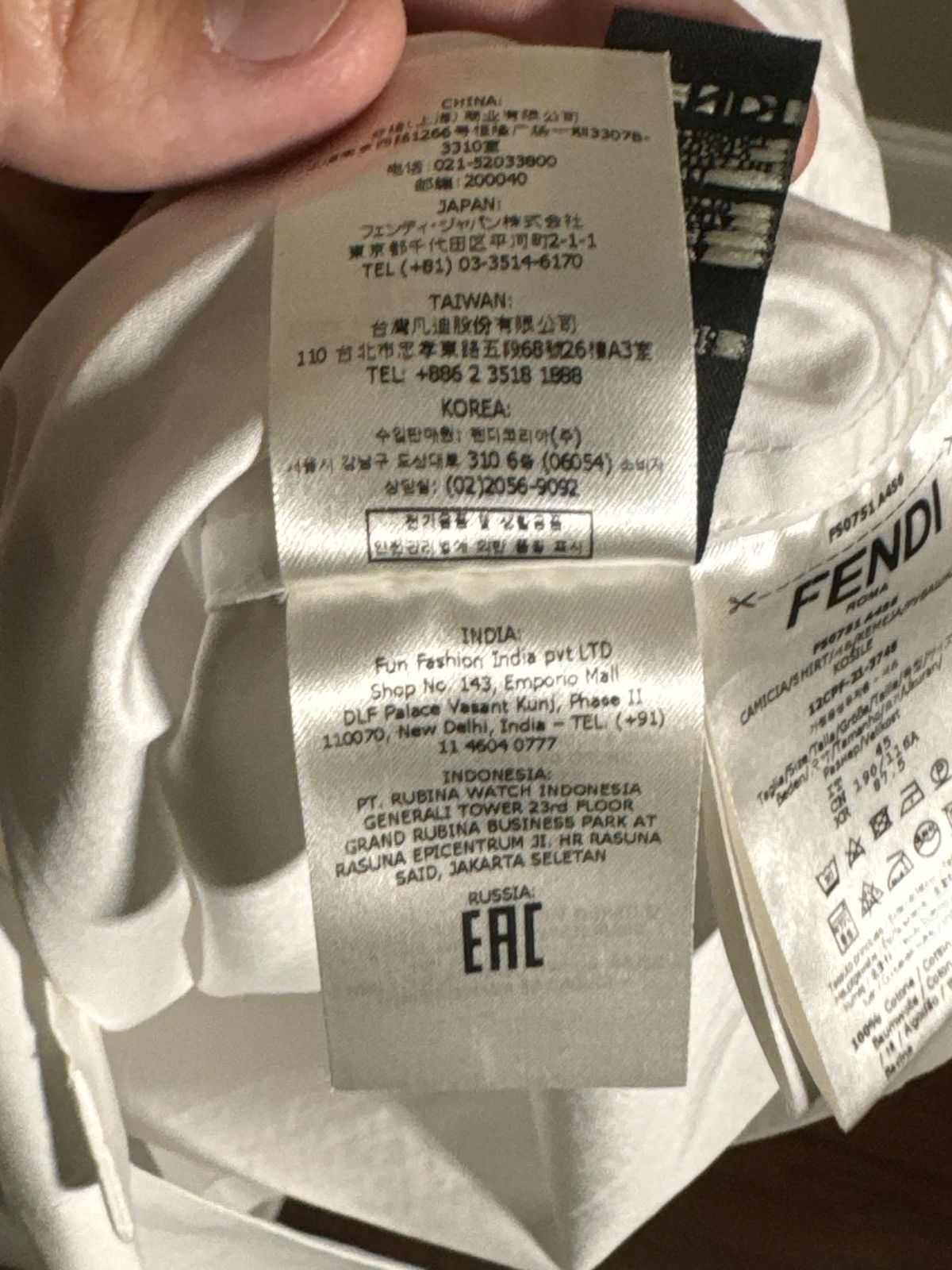 Fendi Fendi FF Collar White Button Up Shirt Size US XL / EU 56 / 4 - 8 Thumbnail