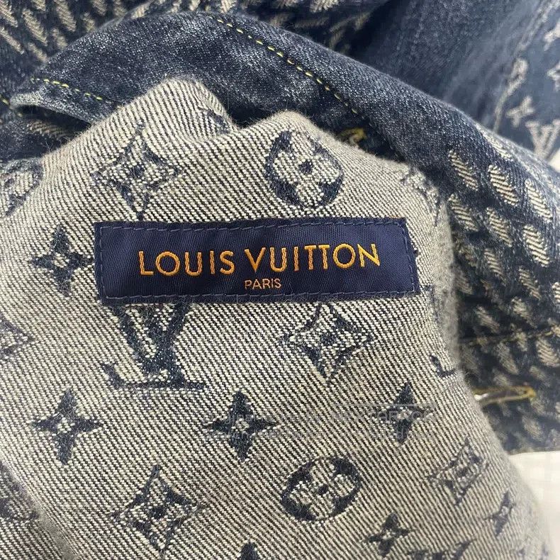 Louis Vuitton Louis Vuitton Nigo denim jacket Size US M / EU 48-50 / 2 - 6 Thumbnail