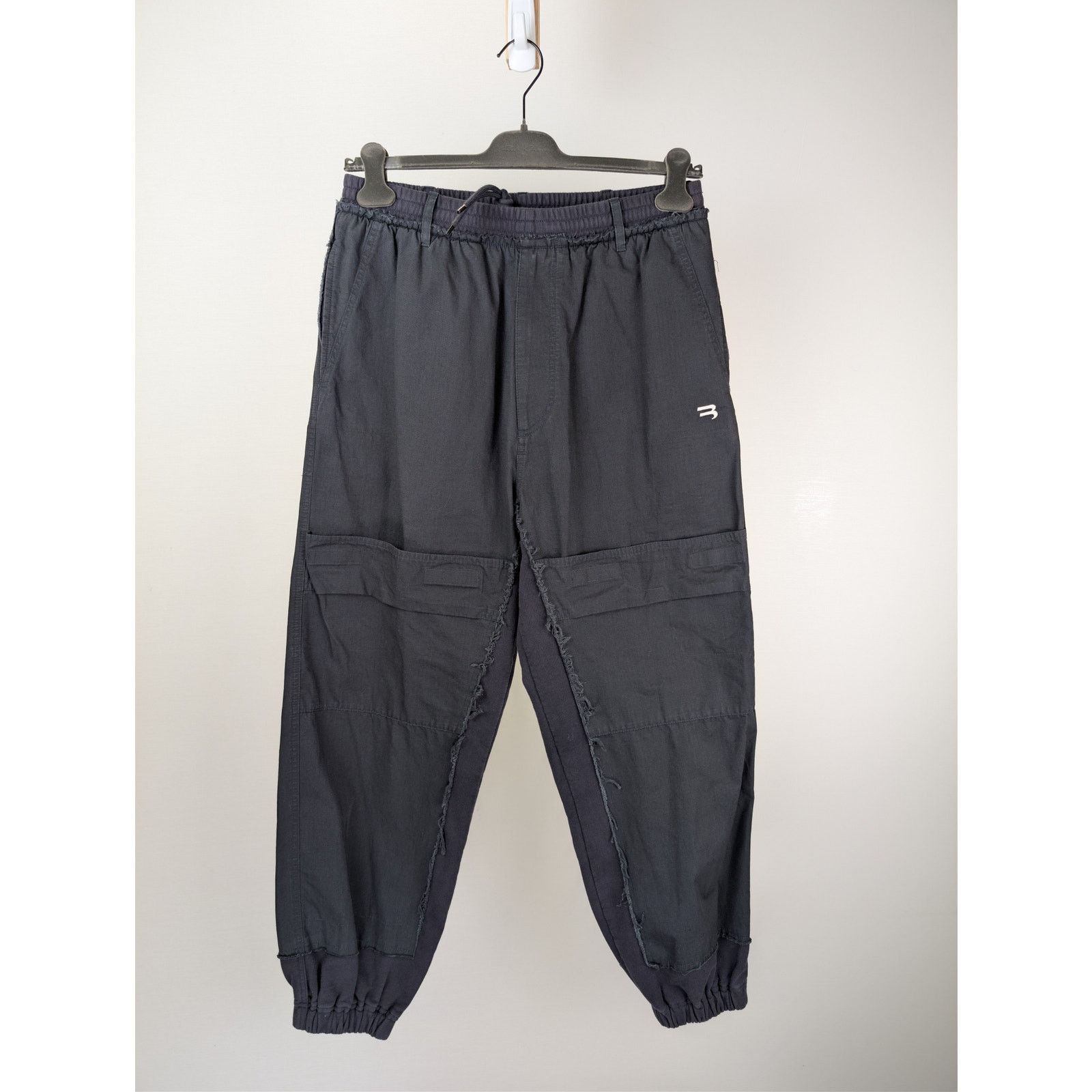 Balenciaga o1rshd1 Patched Hybrid Cargo Trackpants in dark navy Size US 30 / EU 46 - 1 Thumbnail