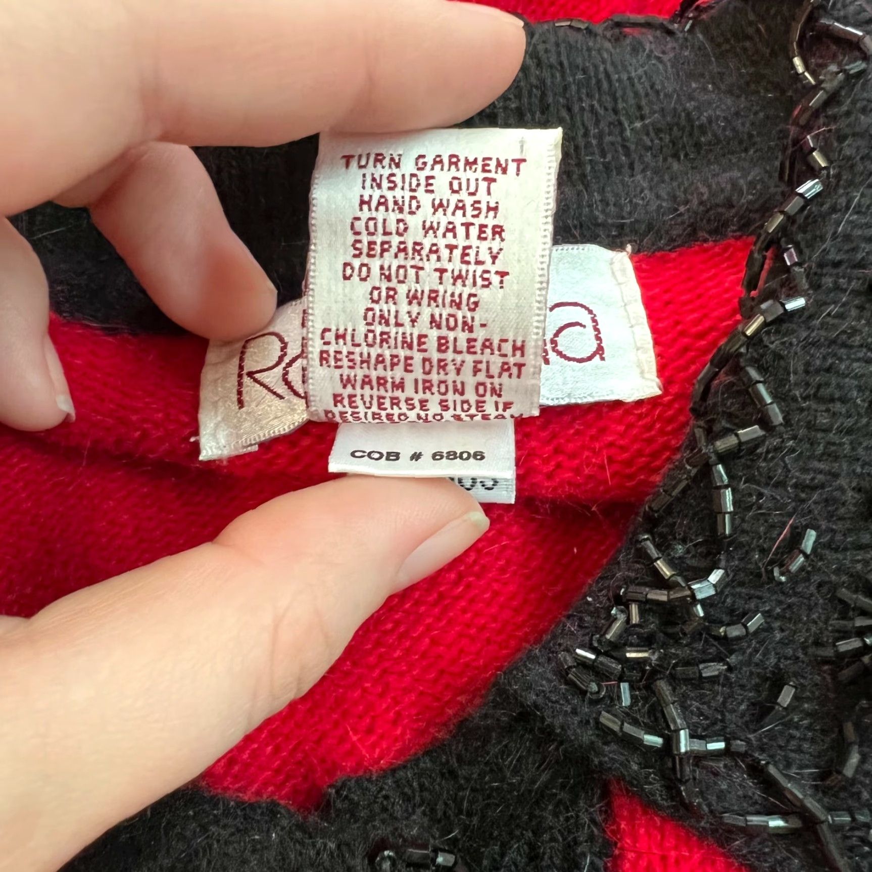 Vintage Rosanna Cardigan Sweater Womens Long Sleeves Button Front Beaded Red Size L Size L / US 10 / IT 46 - 7 Thumbnail