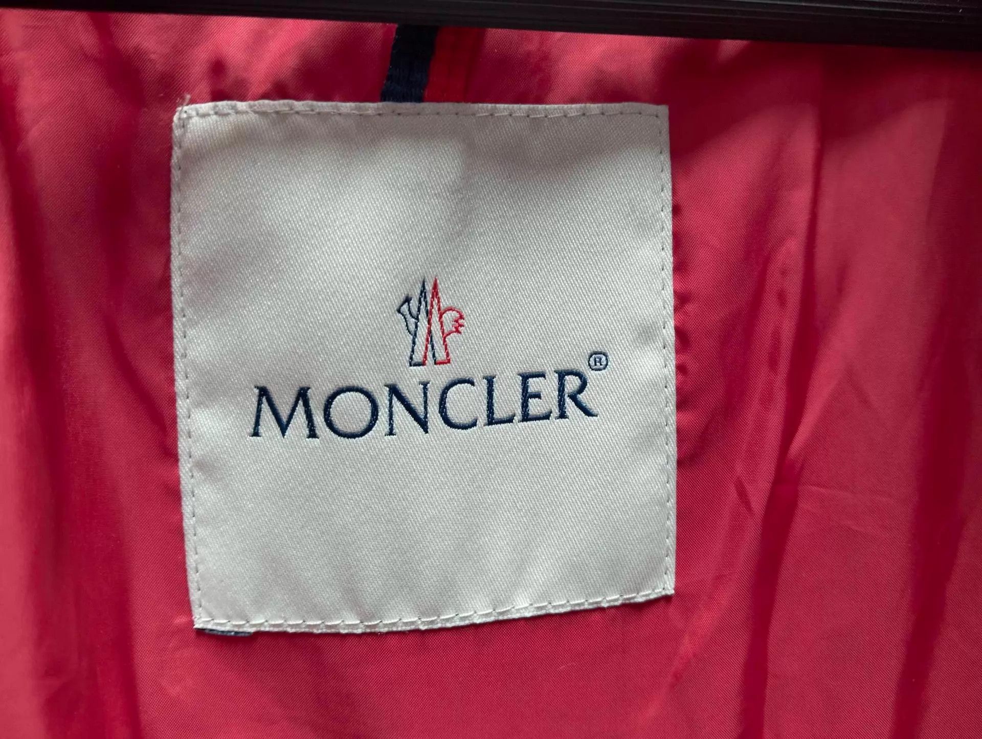 Moncler Moncler Red Down Jacket Size 3 95 New Size US L / EU 52-54 / 3 - 3 Thumbnail