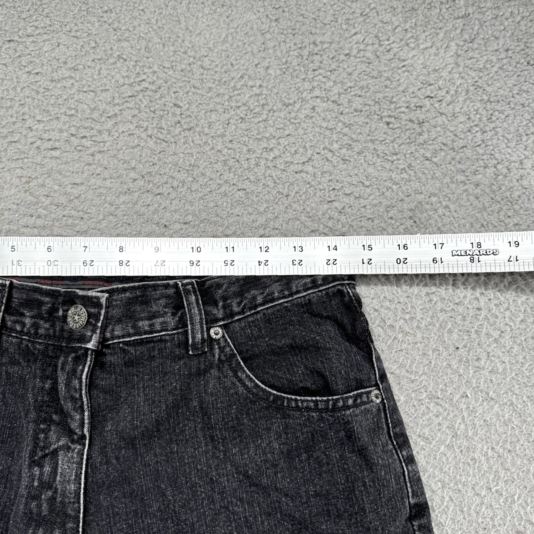 Vintage VINTAGE B.U.M. Equipment Jeans Women’s Junior Size 7 Black Denim 100% Cotton Straight Leg High Rise 90s Pockets Womens Size 28" / US 6 / IT 42 - 4 Thumbnail