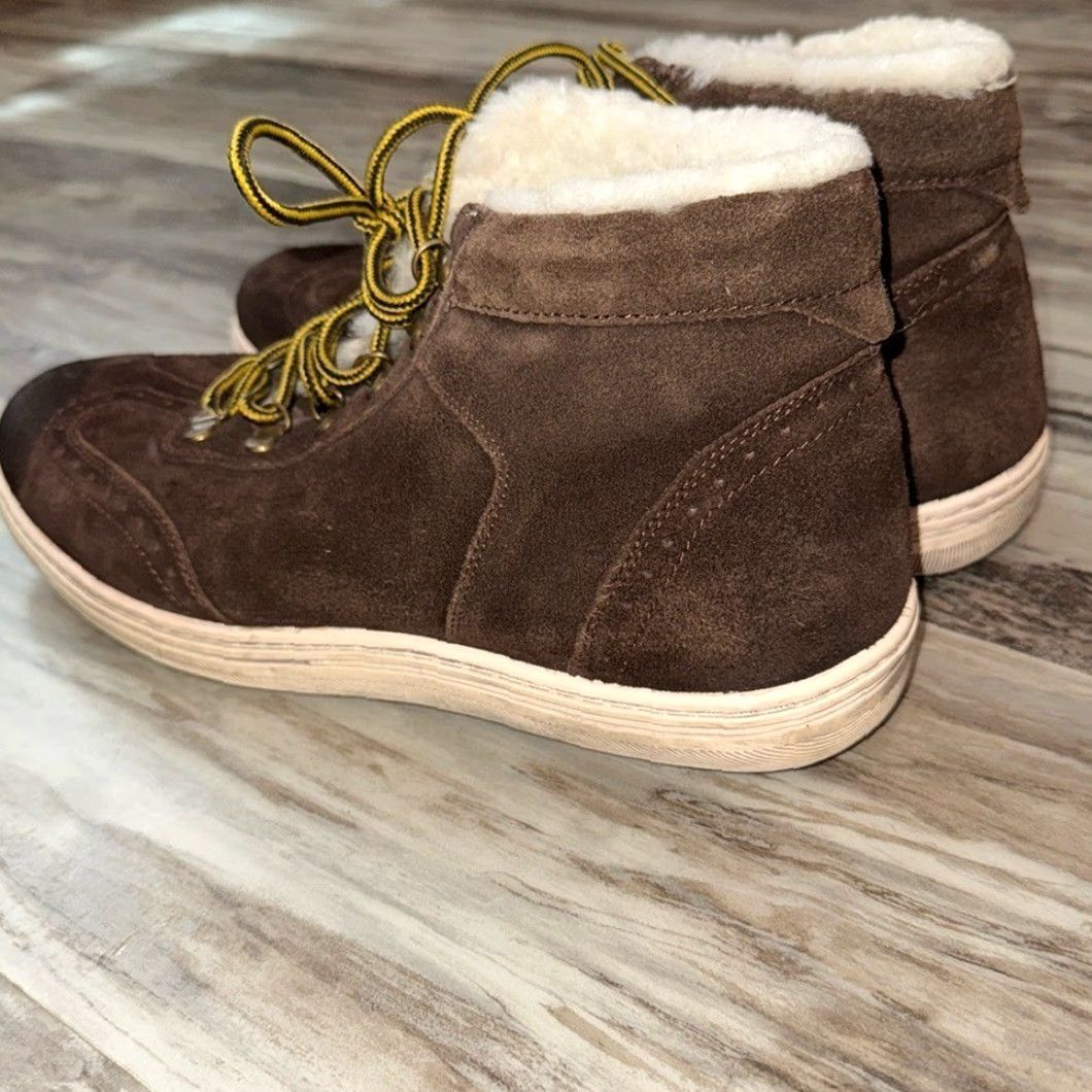 Skin Vintage Foundry Co. Men's Leather Brown Sheepskin Lined Boots Size 11 User: Vintage Foundry Co. Men's Leather Brown Sheepskin Lined Boots Size 11 Size US 11 / EU 44 - 3 Thumbnail