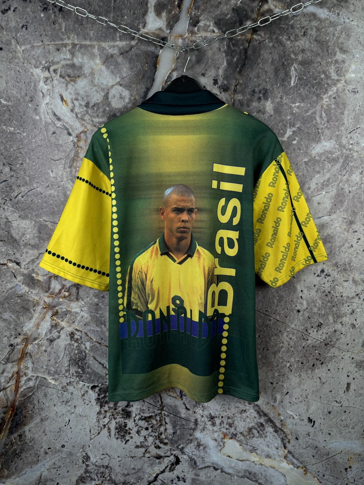 Vintage Men’s Ronaldo 9 Brasil Brazil Football Jersey Size XXL Size US XXL / EU 58 / 5 - 10 Thumbnail