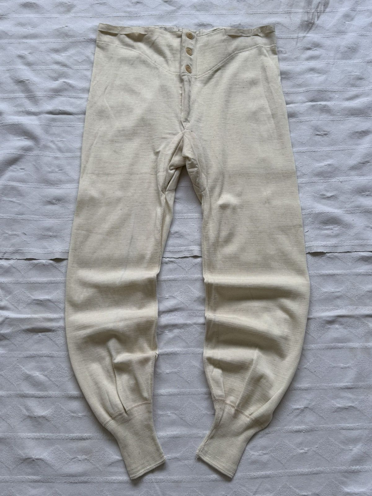 Vintage Vintage 1951 Dated French Military Underwear Thermal Pants Size US 32 / EU 48 - 1 Thumbnail