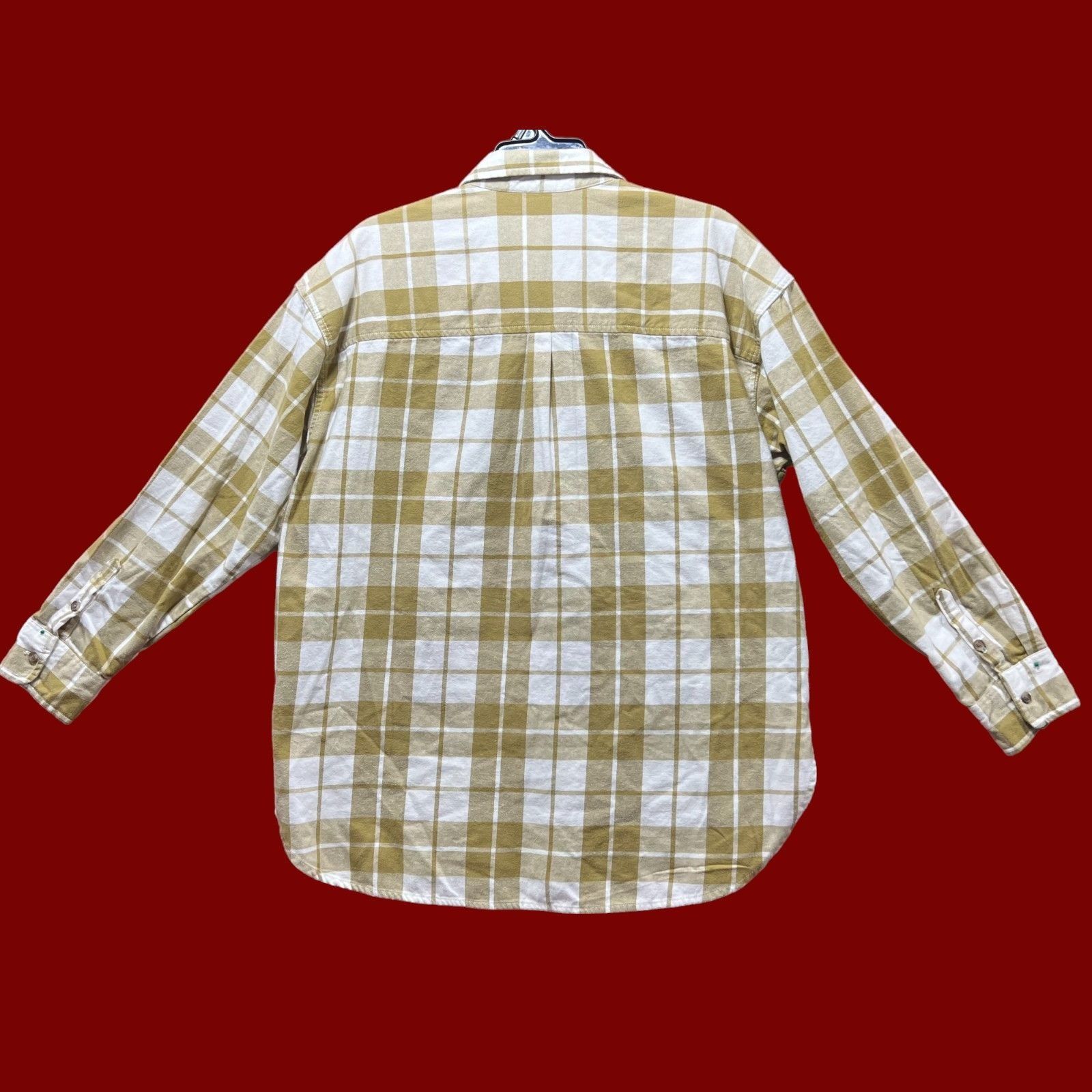Other Universal Thread - Women's Long Sleeve Flannel Button-Down S Size L / US 10 / IT 46 - 4 Thumbnail