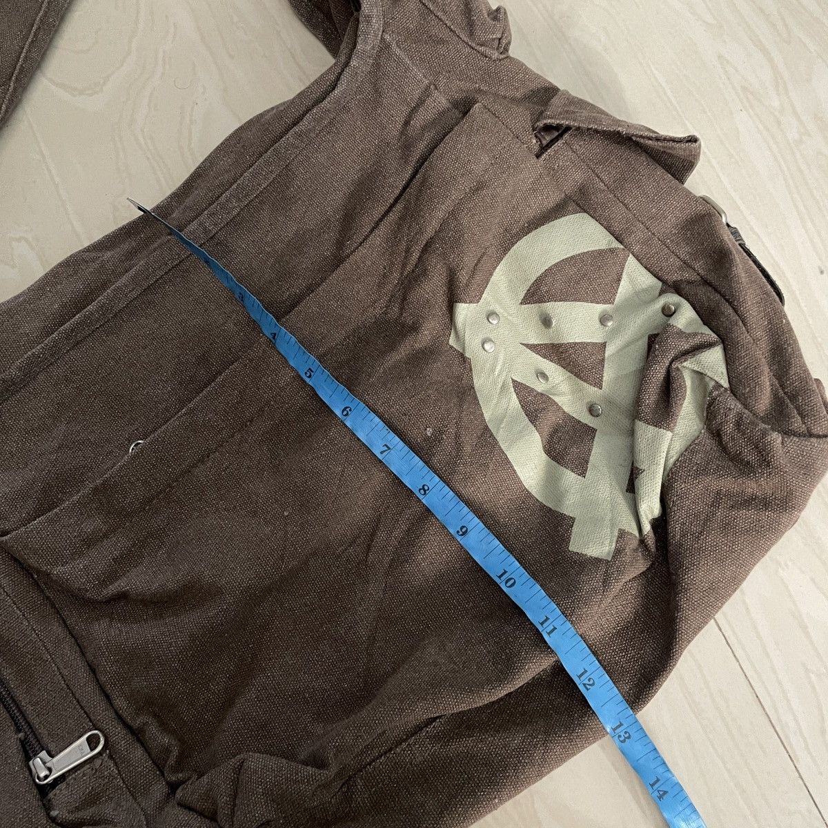 If Six Was Nine 🔥Fabric Connection Anarchy studded logo A crossbody bag Size ONE SIZE - 16 Thumbnail