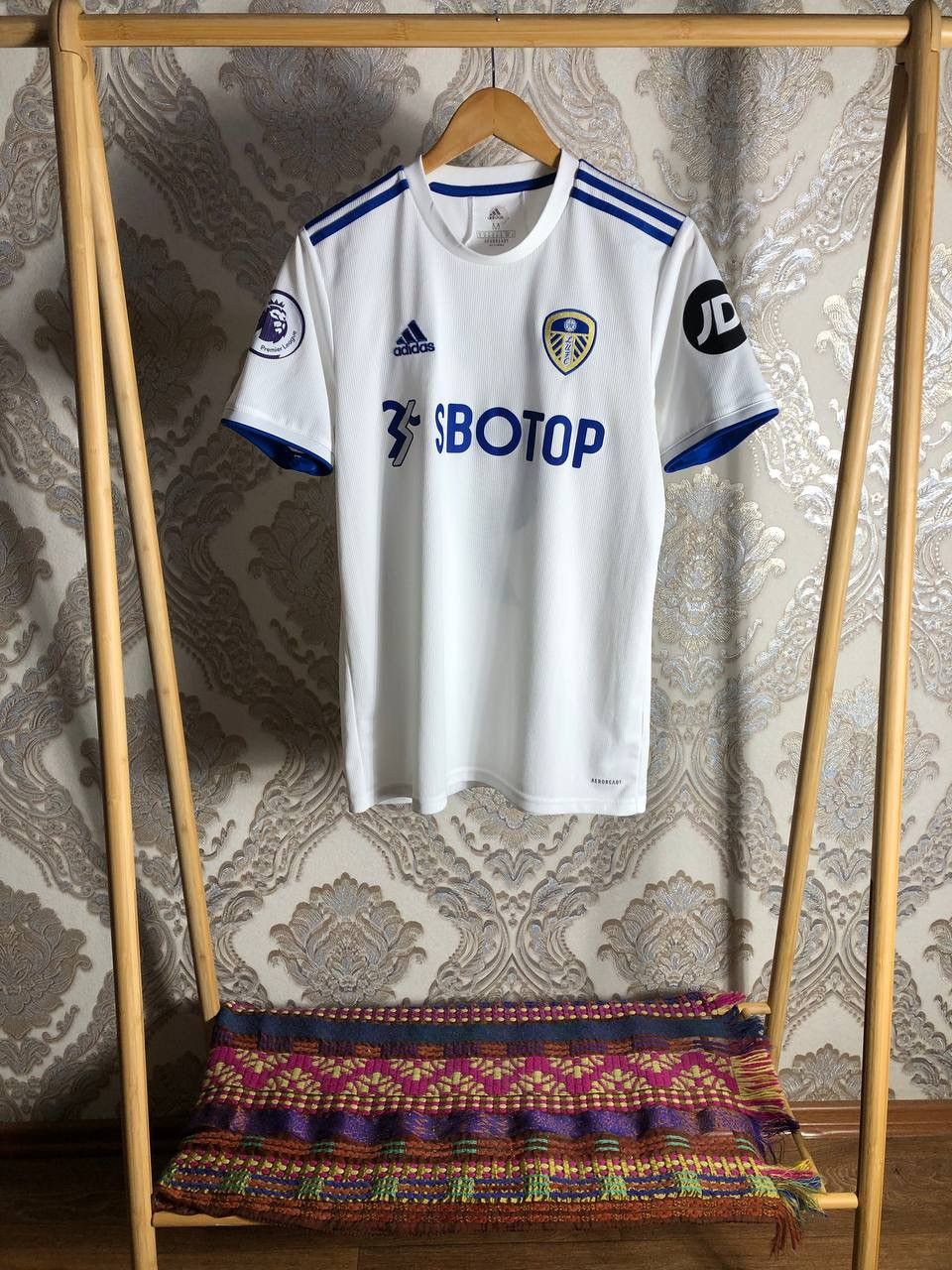 Adidas VINTAGE ADIDAS FC LEEDS UNITED ENGLAND SOCCER JERSEY Y2K 90s Size US L / EU 52-54 / 3 - 2 Thumbnail