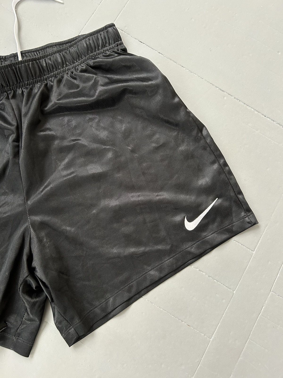 Nike × Vintage Nike sport shorts Size US 34 / EU 50 - 3 Thumbnail