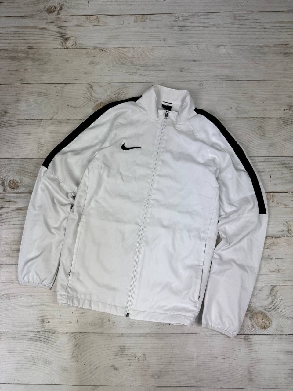 Nike Vintage Nike Track Jacket Swoosh Nylon Size US M / EU 48-50 / 2 - 1 Thumbnail