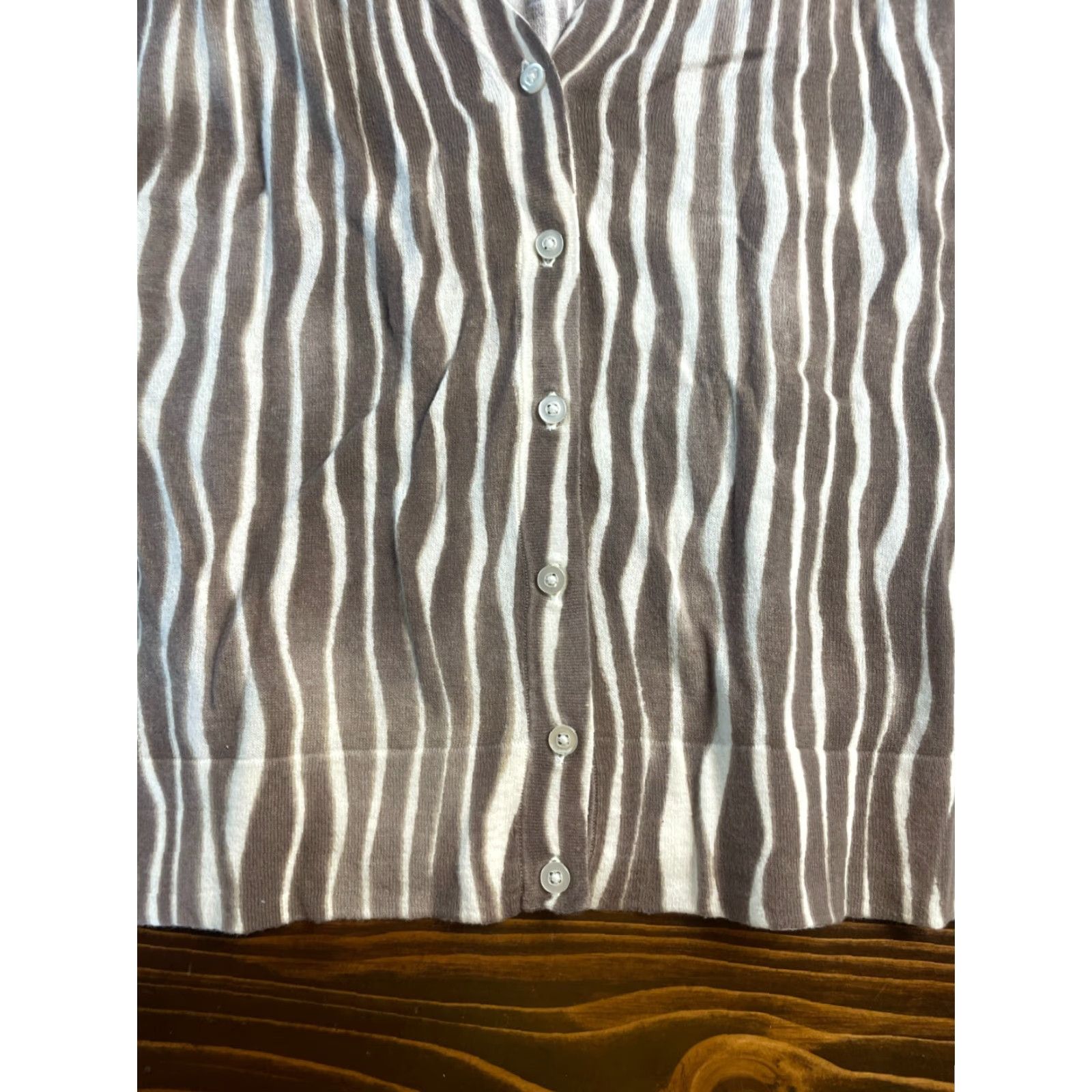 Ann Taylor Ann Taylor Sweater Cardigan Women's Medium White Zebra Animal Print, 100% Cotton, Long Sleeve, Tan White, Zebra Pattern, Regular Fit, Women, Size M Size M / US 6-8 / IT 42-44 - 4 Thumbnail