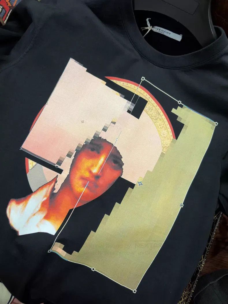Givenchy Givenchy Black Mosaic Madonna Print Size US S / EU 44-46 / 1 - 5 Thumbnail