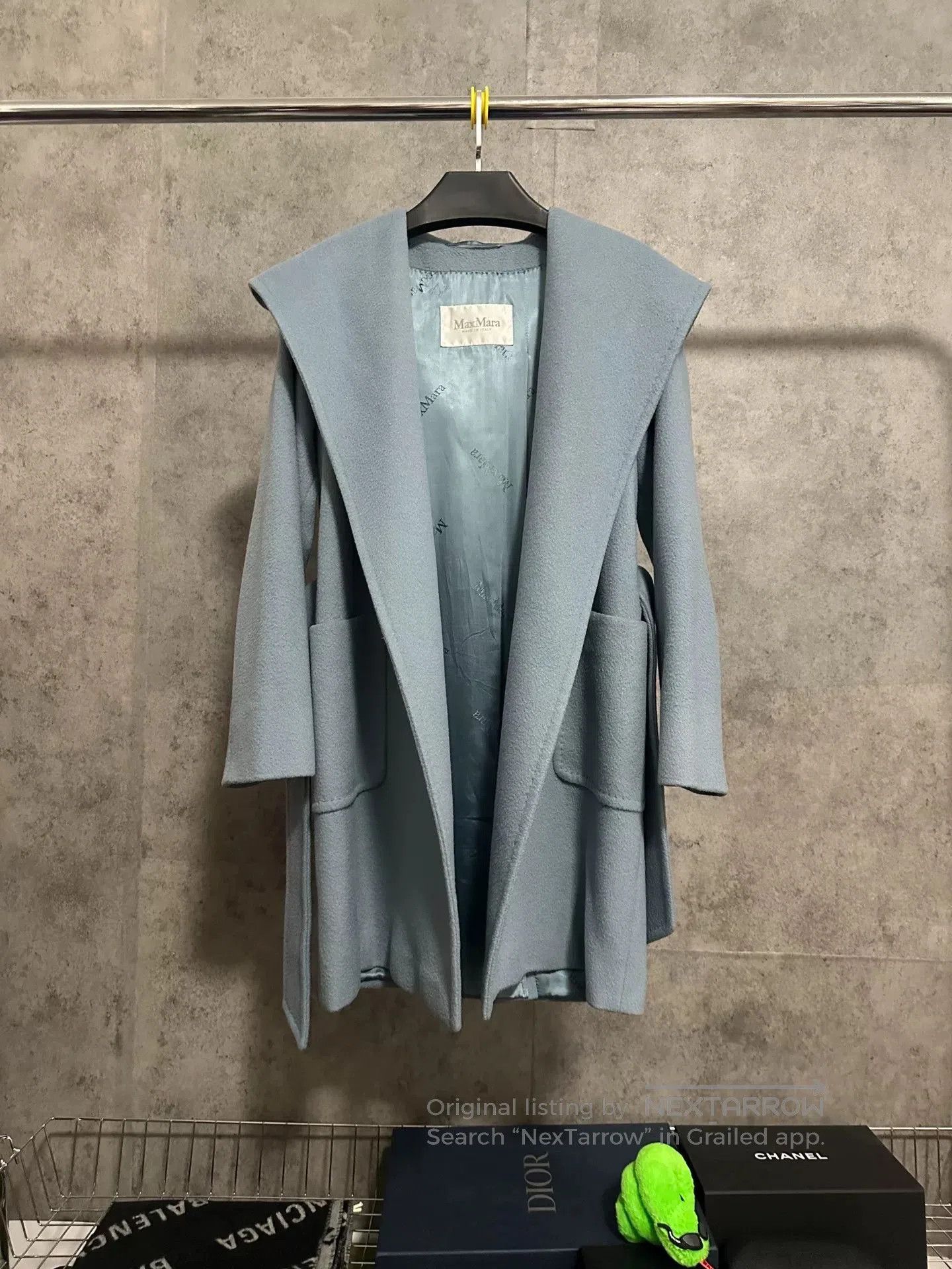 Max Mara MaxMara Blue Camel Wool Hooded Coat. Size M / US 6-8 / IT 42-44 - 1 Thumbnail