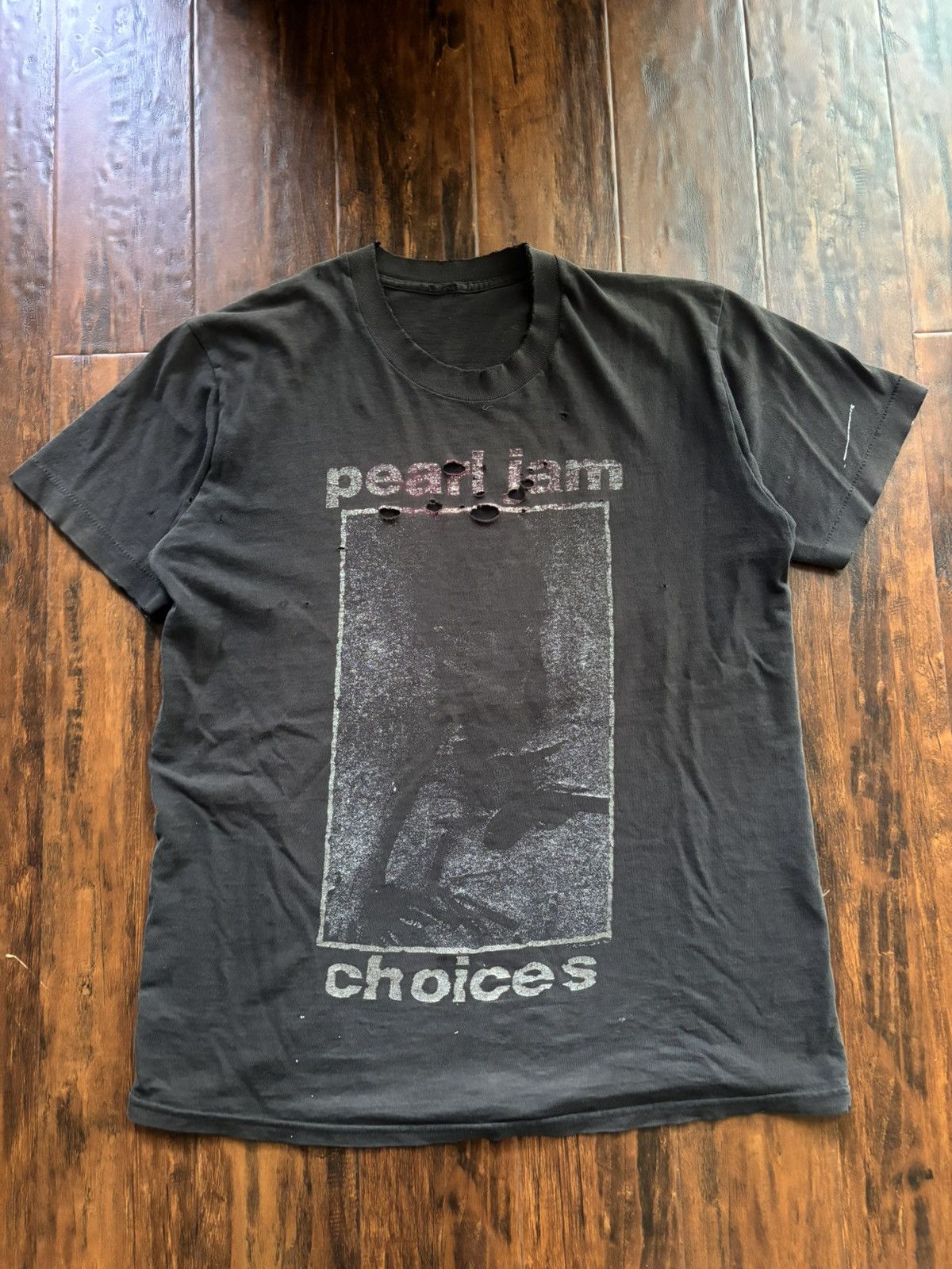 Band Tees vintage thrashed faded pearl jam choices tee Size US XL / EU 56 / 4 - 2 Thumbnail