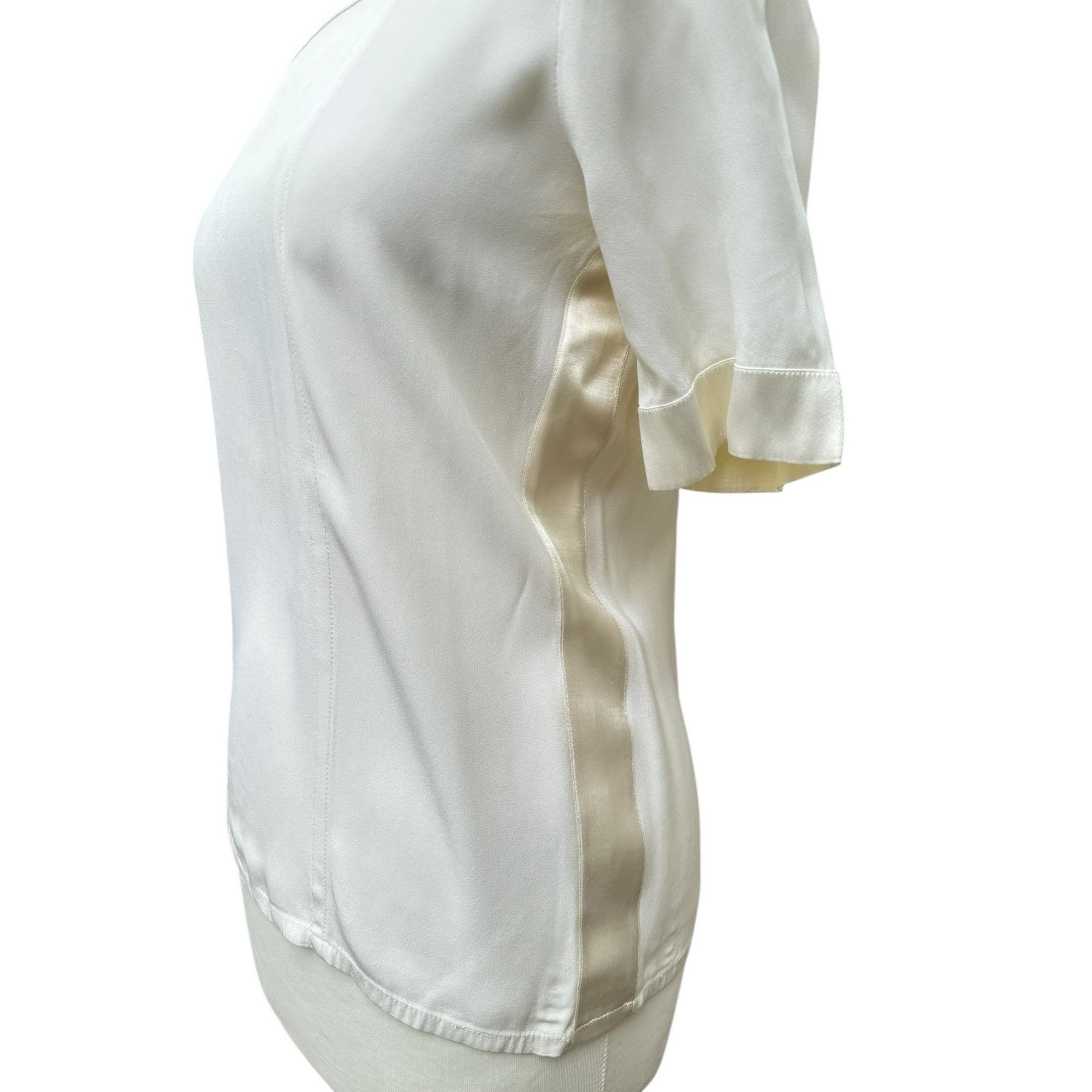 Yves Saint Laurent 1990s Ivory Silk Square-Neck Blouse Size XS / US 0-2 / IT 36-38 - 3 Thumbnail