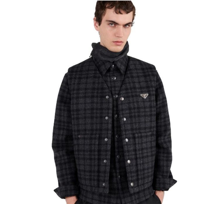 Prada o1mt1gz0925 Plaid Wool Vest in Multicolor Size US S / EU 44-46 / 1 - 3 Thumbnail
