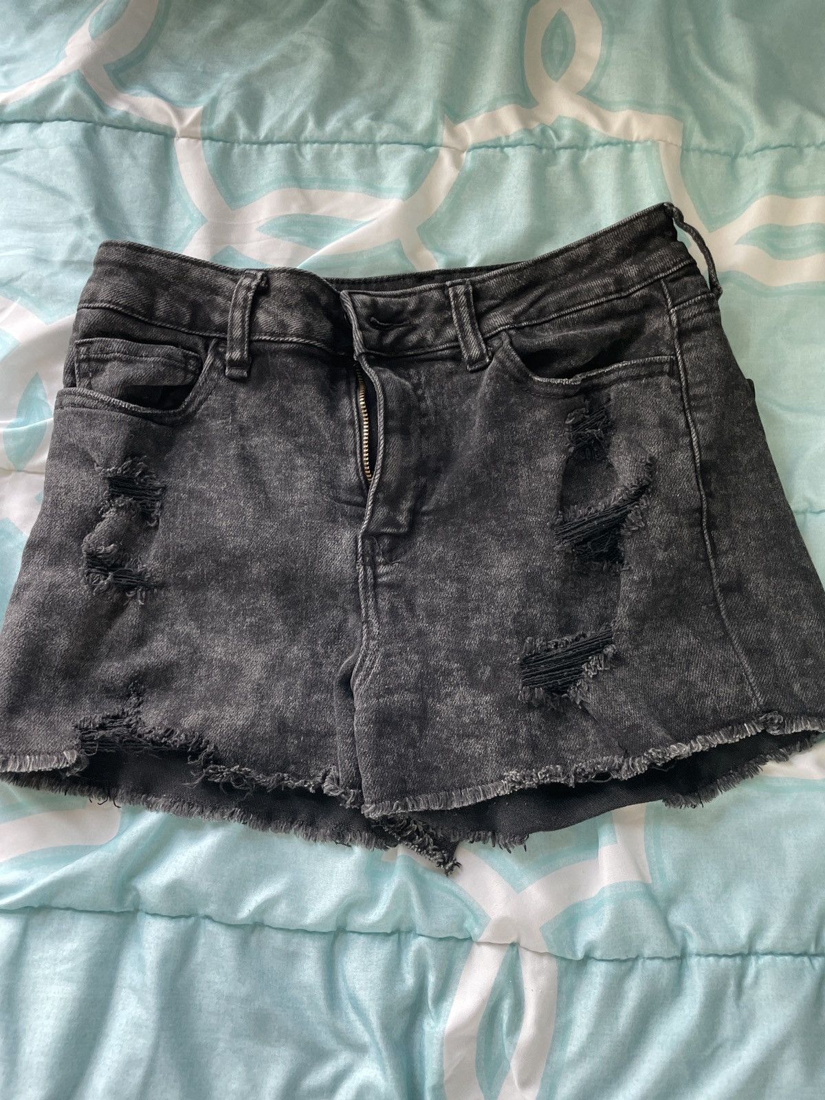 Sonoma Sonoma Black Denim Shorts Size 28" / US 6 / IT 42 - 1 Thumbnail