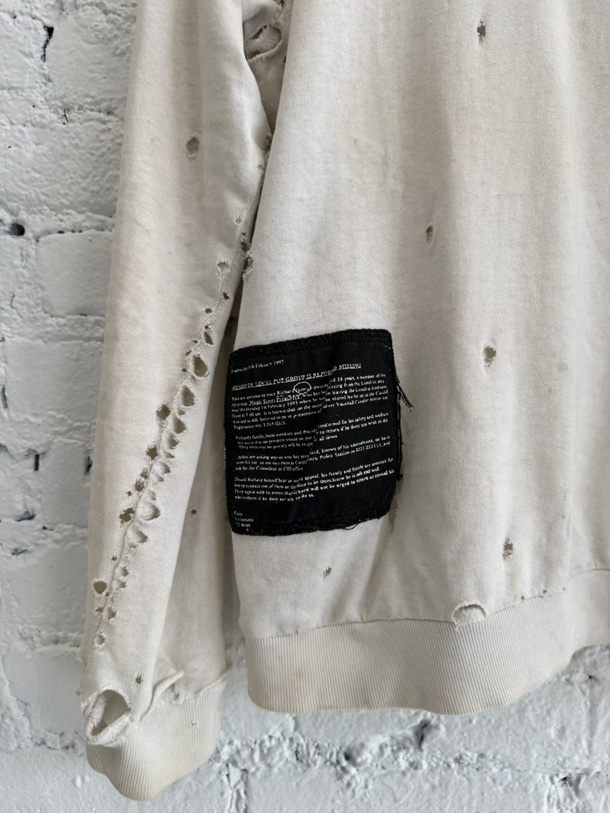 Raf Simons A/W 01-02 ‘RIOT RIOT RIOT’ PATCH CREWNECK Size US S / EU 44-46 / 1 - 5 Thumbnail