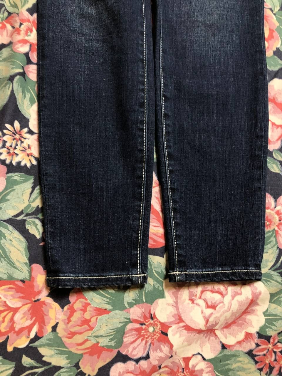 True Religion True Religion Button-Flap Boot Cut Buttons Womens Jeans Size 30" / US 8 / IT 44 - 9 Thumbnail